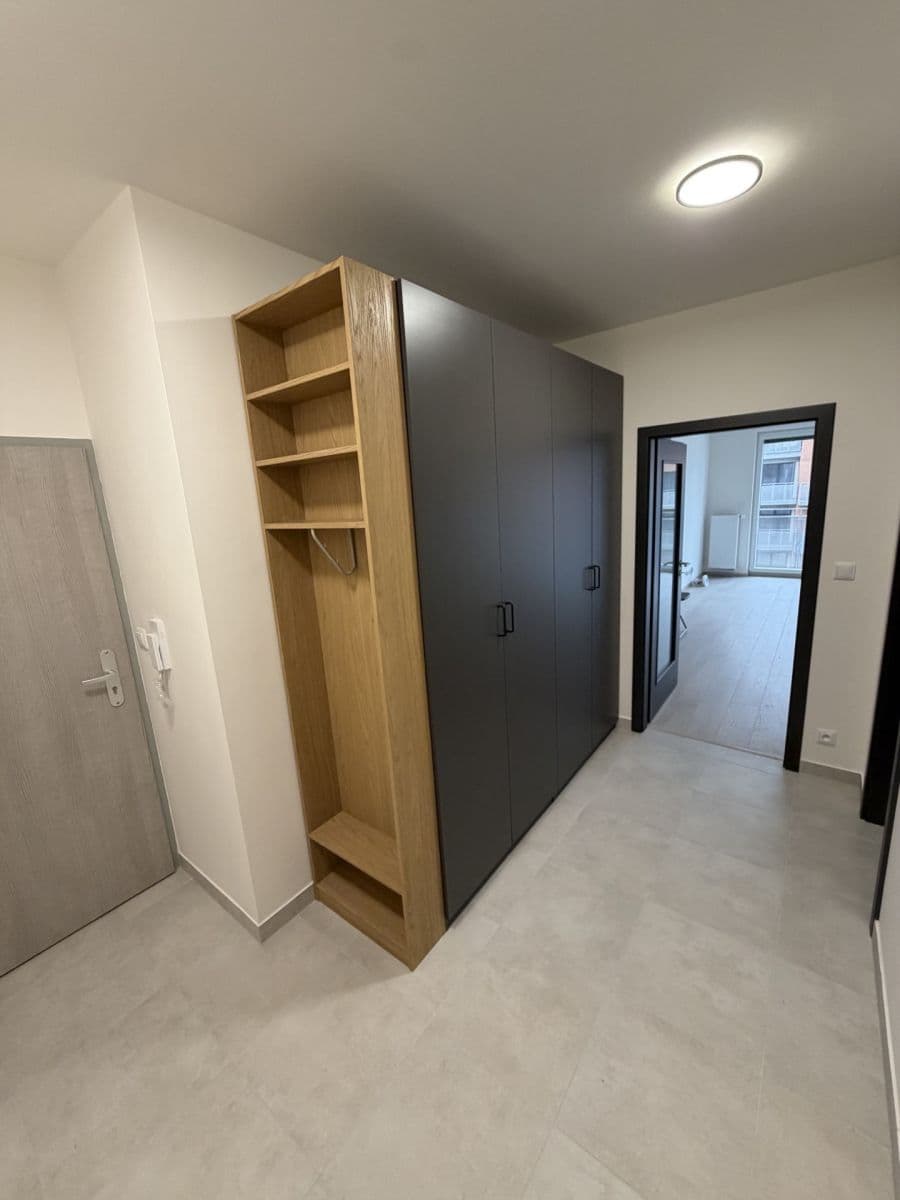 Prenájom bytu 1-izbový 36 m², Gerstelova, Praha, Praha Prenájom bytu 1-izbový 36 m², Gerstelova, Praha, Praha