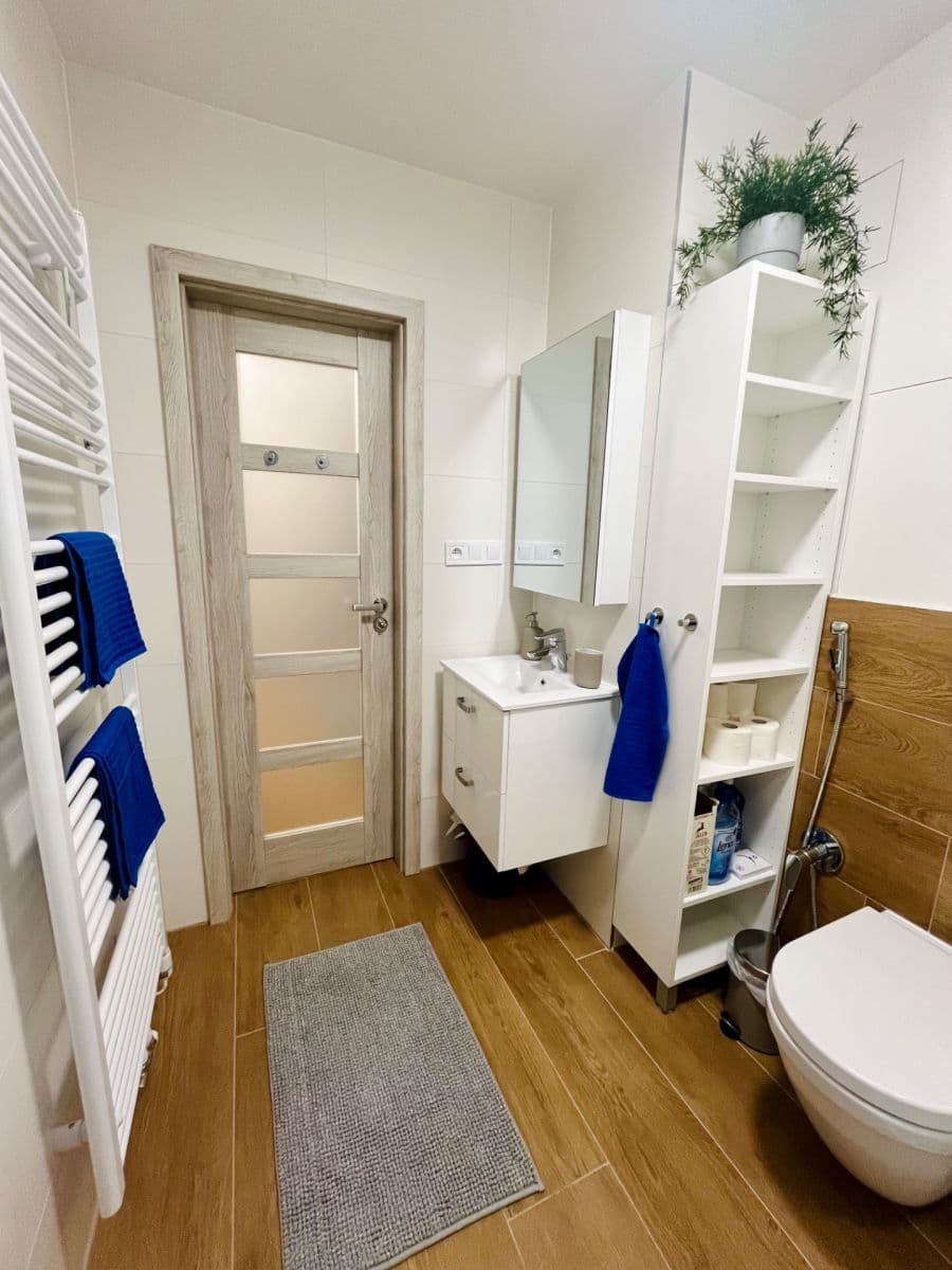 Predaj bytu 1-izbový 34 m², Bajkalská, Praha, Praha Predaj bytu 1-izbový 34 m², Bajkalská, Praha, Praha