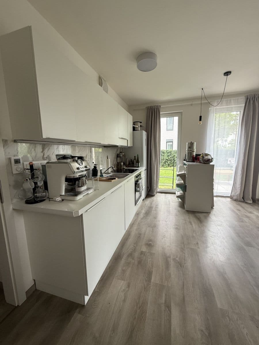 Prenájom bytu 2-izbový 52 m², K Cukrovaru, Odolena Voda, Středočeský kraj Prenájom bytu 2-izbový 52 m², K Cukrovaru, Odolena Voda, Středočeský kraj