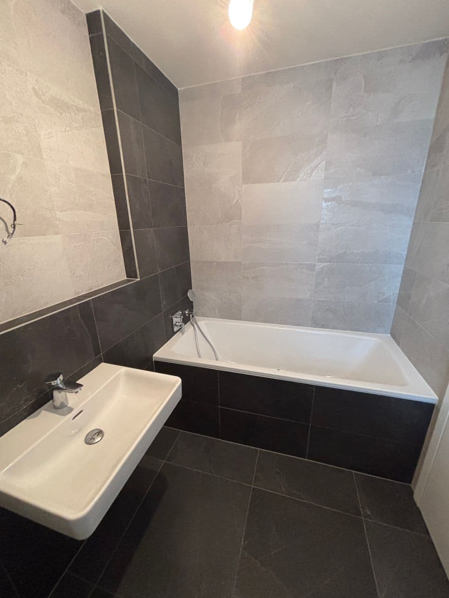 Predaj bytu 2-izbový 72 m², Jankovcova, Praha, Praha Predaj bytu 2-izbový 72 m², Jankovcova, Praha, Praha