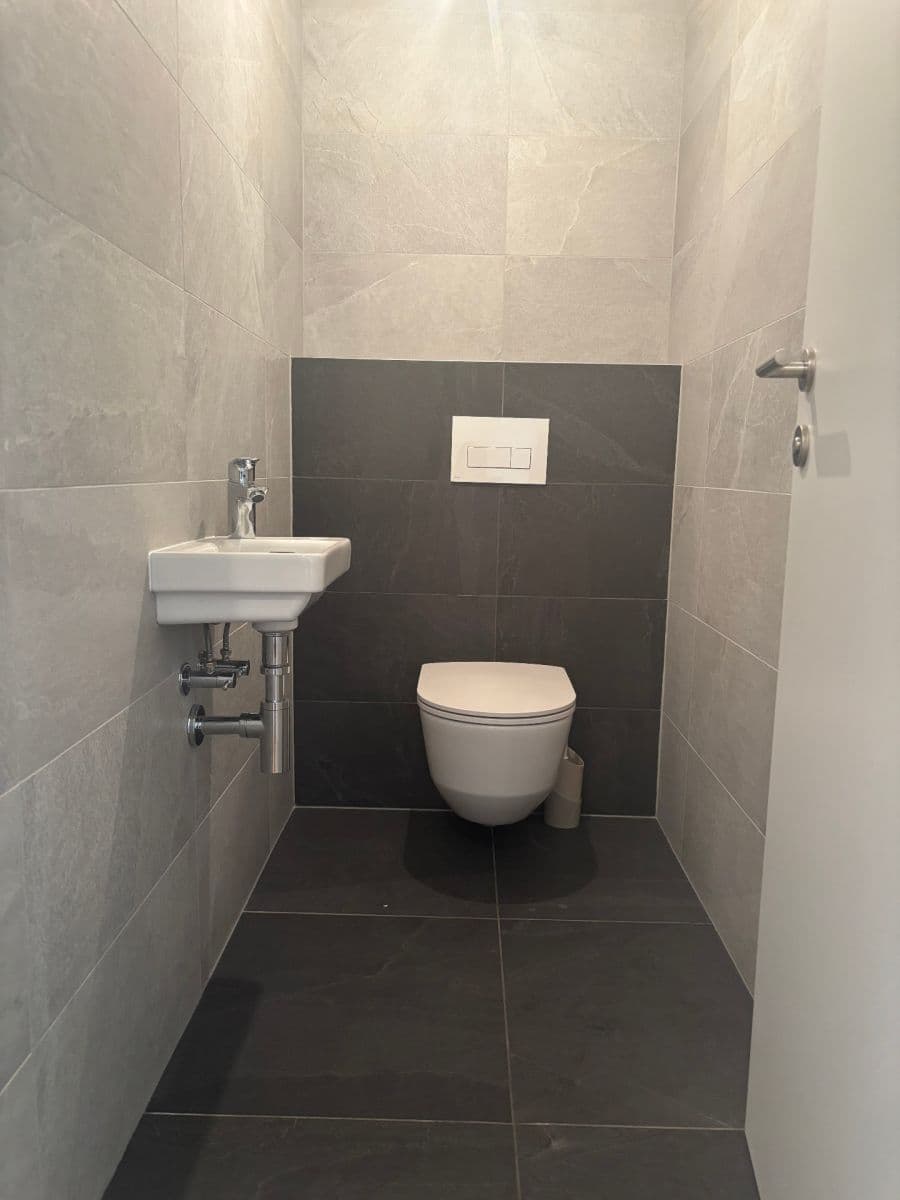 Predaj bytu 2-izbový 72 m², Jankovcova, Praha, Praha Predaj bytu 2-izbový 72 m², Jankovcova, Praha, Praha