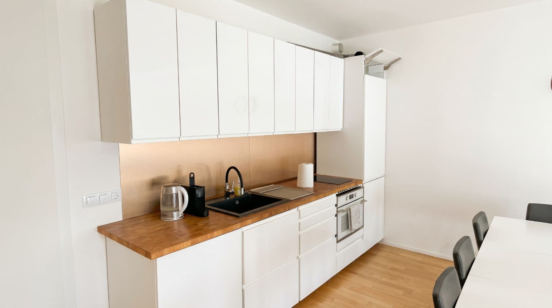 Predaj bytu 4-izbový 95 m², Krásova, Praha, Praha Predaj bytu 4-izbový 95 m², Krásova, Praha, Praha