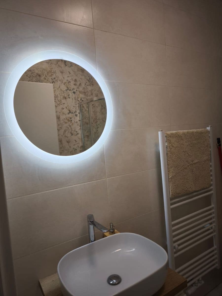 Prenájom bytu 2-izbový 51 m², Krymská, Praha, Praha Prenájom bytu 2-izbový 51 m², Krymská, Praha, Praha