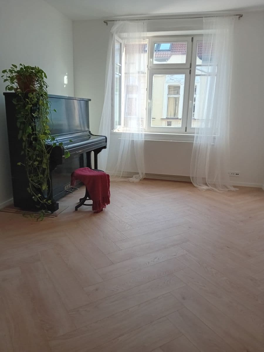 Prenájom bytu 2-izbový 51 m², Krymská, Praha, Praha Prenájom bytu 2-izbový 51 m², Krymská, Praha, Praha