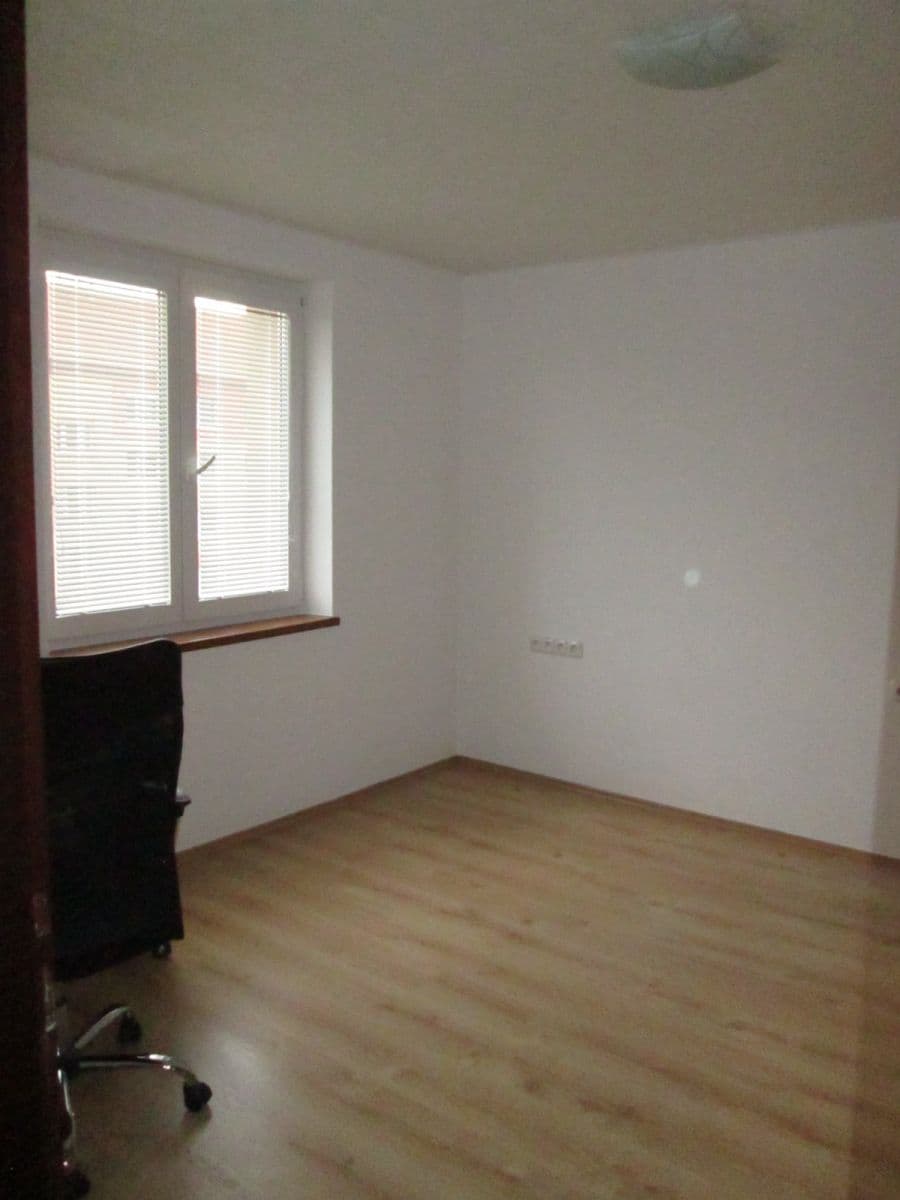 Predaj bytu 3-izbový 56 m², I. Olbrachta, Hodonín, Jihomoravský kraj Predaj bytu 3-izbový 56 m², I. Olbrachta, Hodonín, Jihomoravský kraj