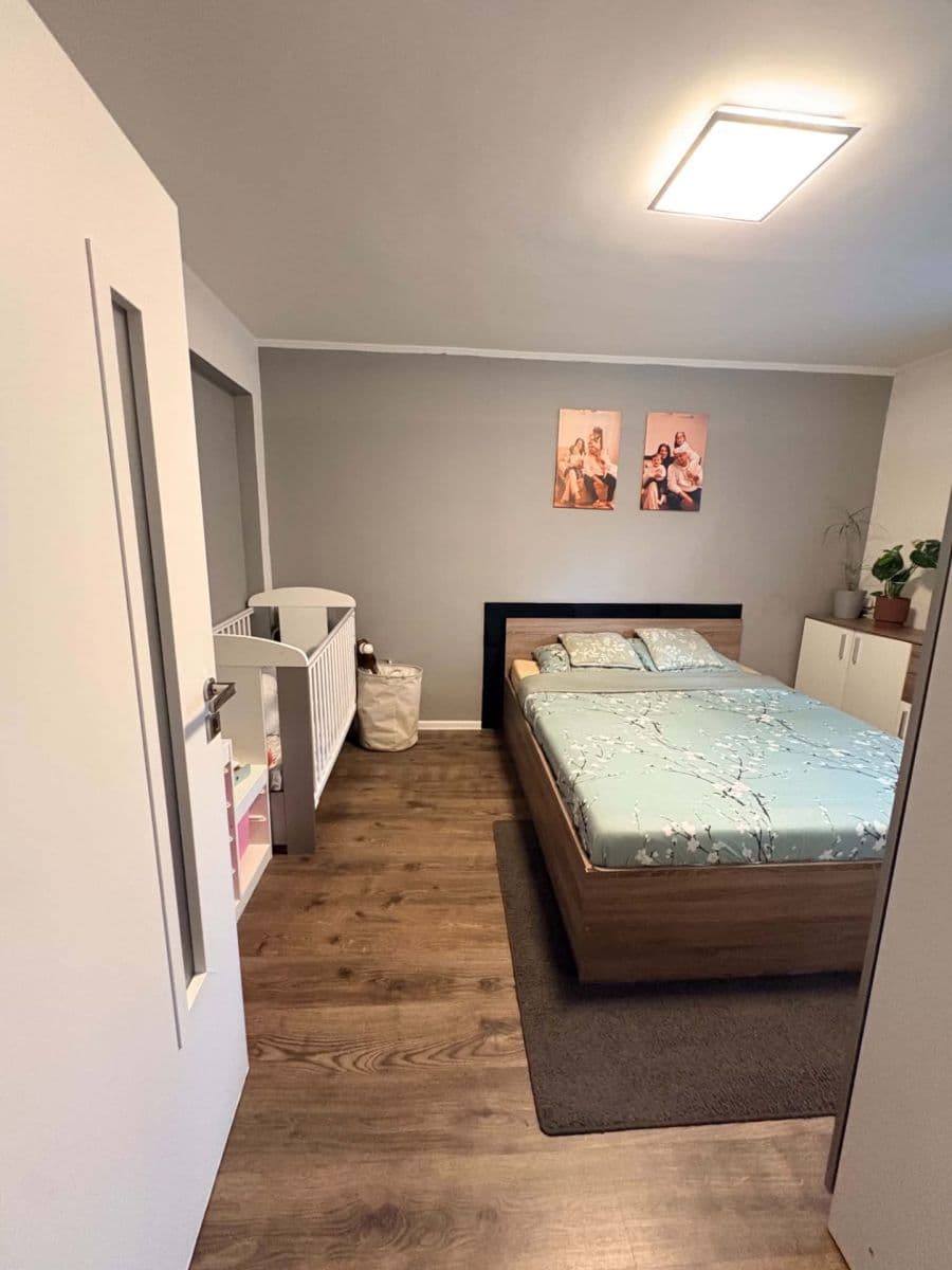 Predaj bytu 2-izbový 54 m², Československé armády, Chvaletice, Pardubický kraj Predaj bytu 2-izbový 54 m², Československé armády, Chvaletice, Pardubický kraj