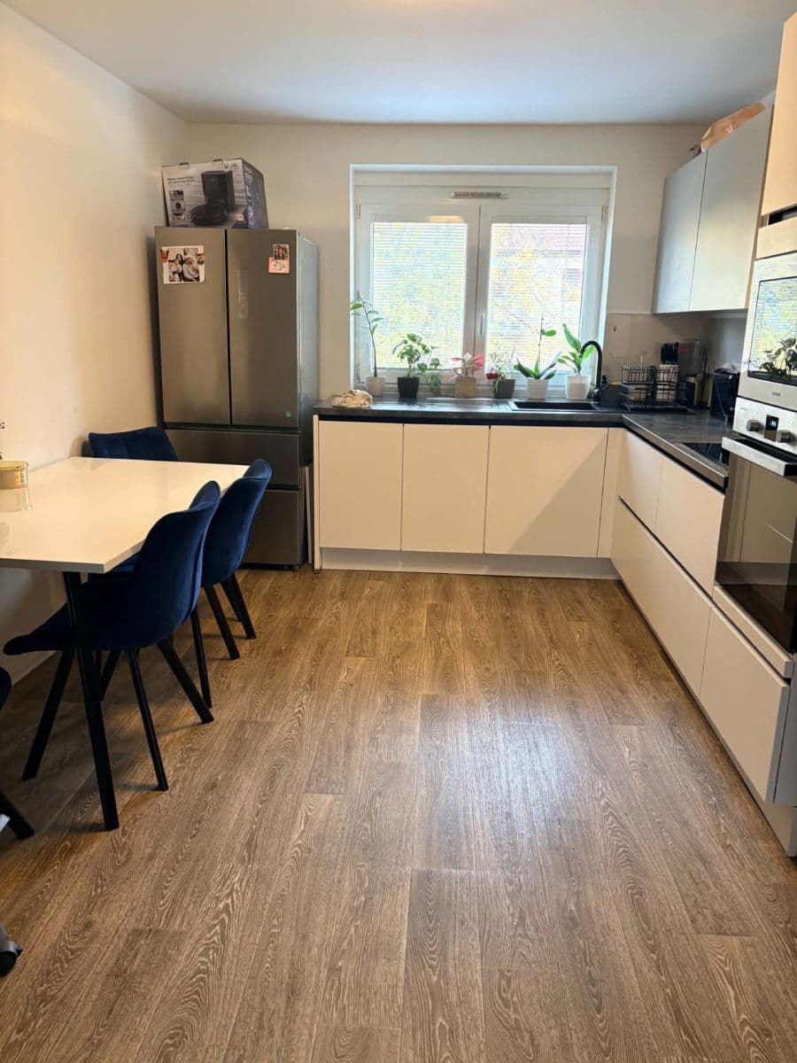 Predaj bytu 2-izbový 54 m², Československé armády, Chvaletice, Pardubický kraj Predaj bytu 2-izbový 54 m², Československé armády, Chvaletice, Pardubický kraj