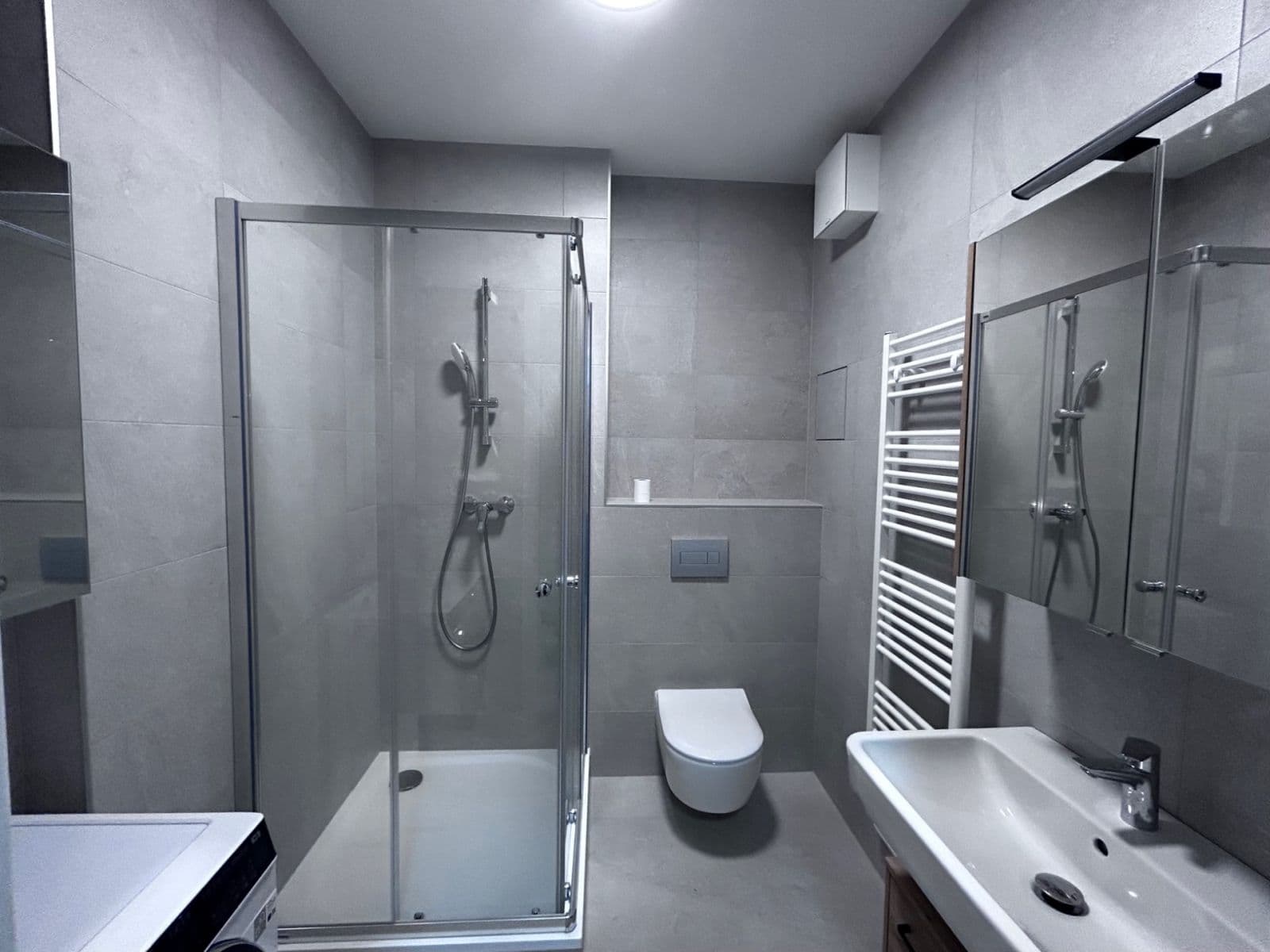Prenájom bytu 2-izbový 50 m², Divíškové, Praha, Praha Prenájom bytu 2-izbový 50 m², Divíškové, Praha, Praha