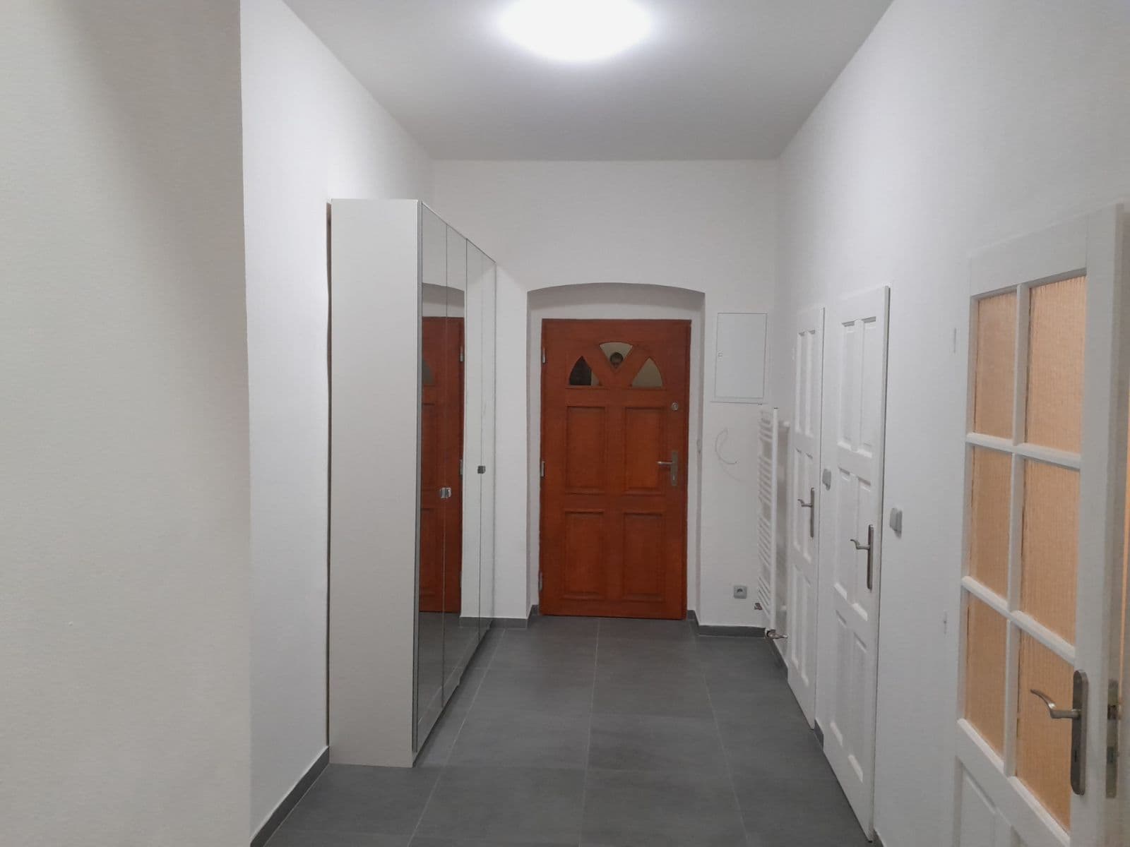 Prenájom bytu 2-izbový 64 m², Viktora Huga, Praha, Praha Prenájom bytu 2-izbový 64 m², Viktora Huga, Praha, Praha