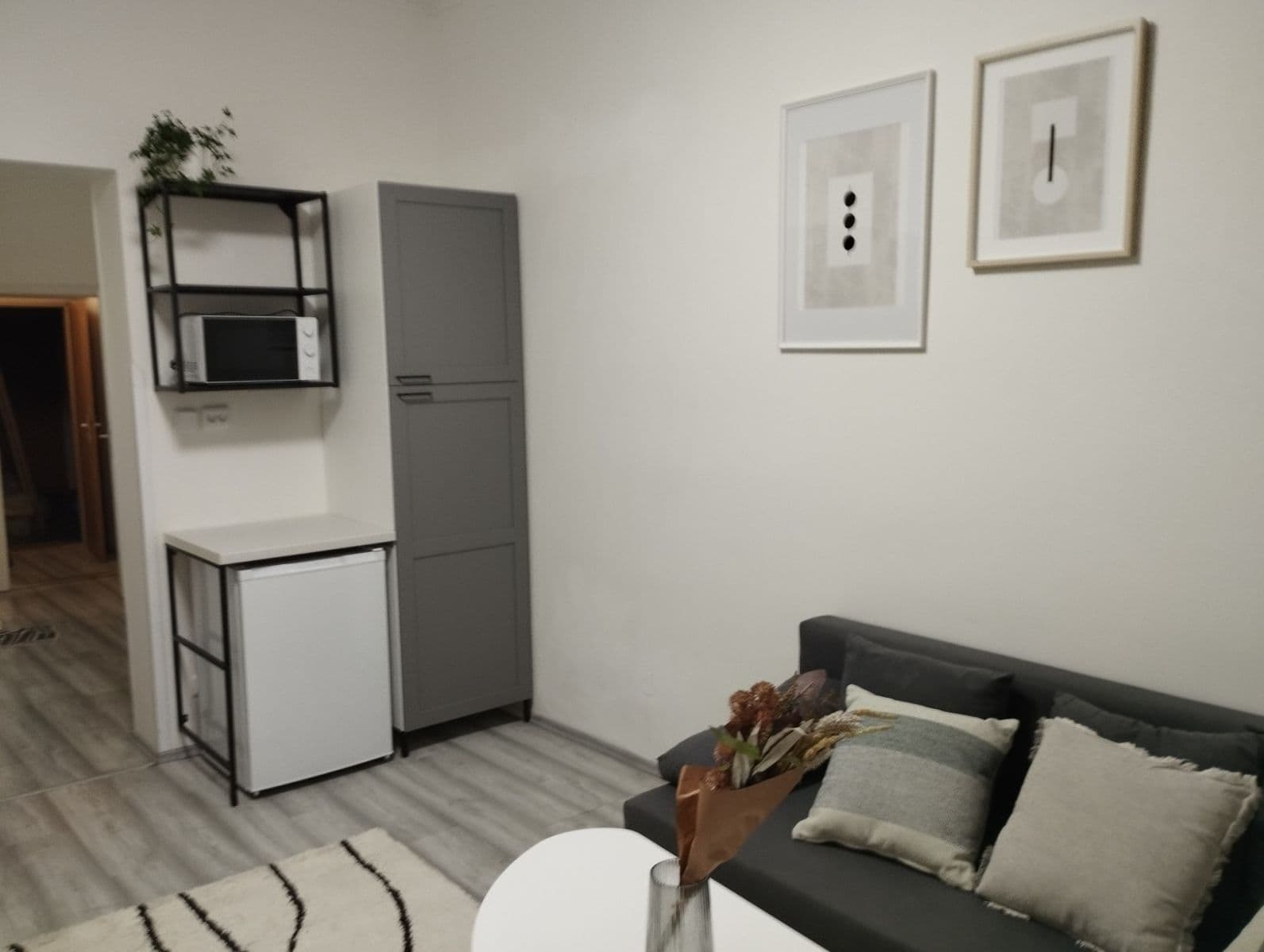 Prenájom bytu 1-izbový 31 m², Roháčova, Praha, Praha Prenájom bytu 1-izbový 31 m², Roháčova, Praha, Praha