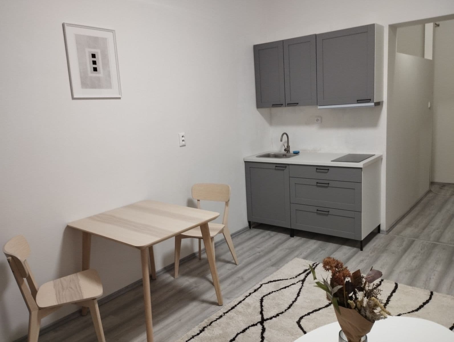 Prenájom bytu 1-izbový 31 m², Roháčova, Praha, Praha Prenájom bytu 1-izbový 31 m², Roháčova, Praha, Praha