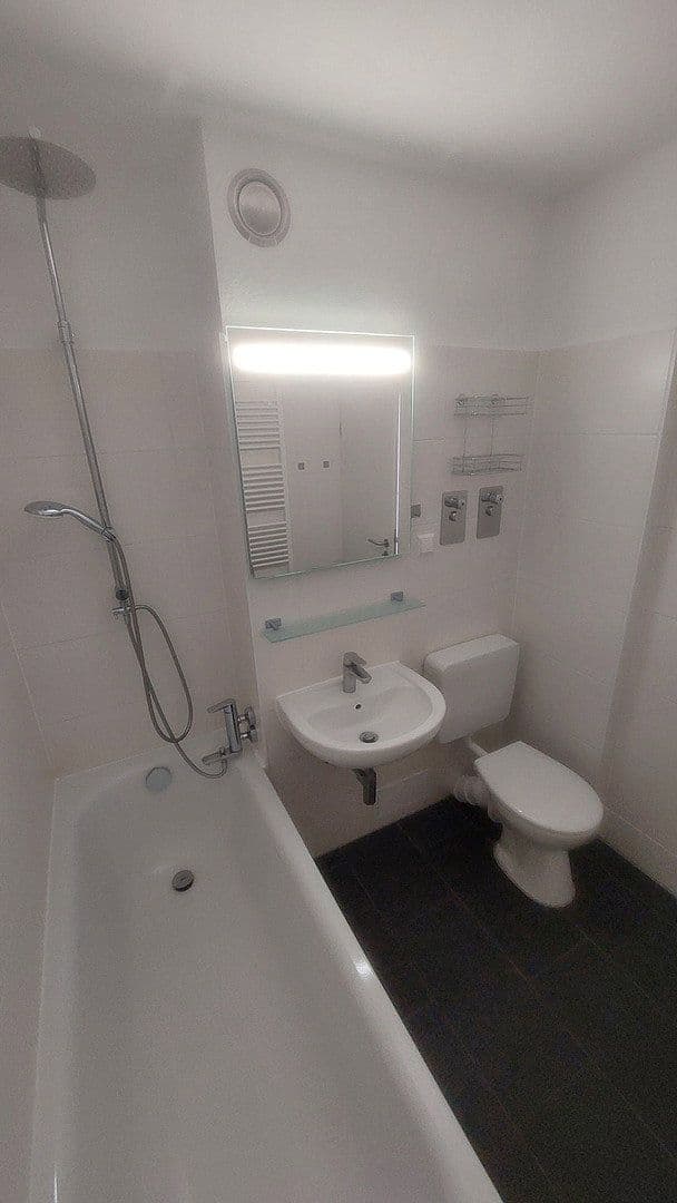 Predaj bytu 2-izbový 47 m², Am Ihmeufer 5, Hannover, Dolné Sasko Predaj bytu 2-izbový 47 m², Am Ihmeufer 5, Hannover, Dolné Sasko