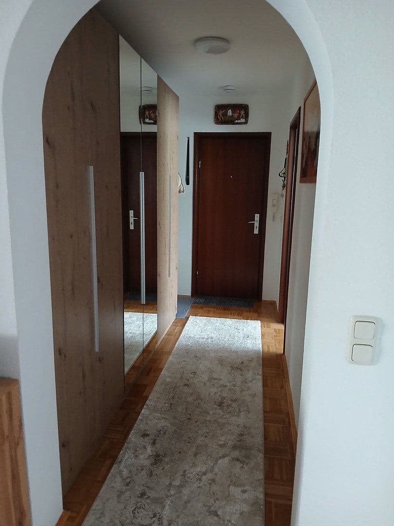 Predaj bytu 3-izbový 85 m², Lindenstraße 20, Holzkirchen, Bavorsko Predaj bytu 3-izbový 85 m², Lindenstraße 20, Holzkirchen, Bavorsko