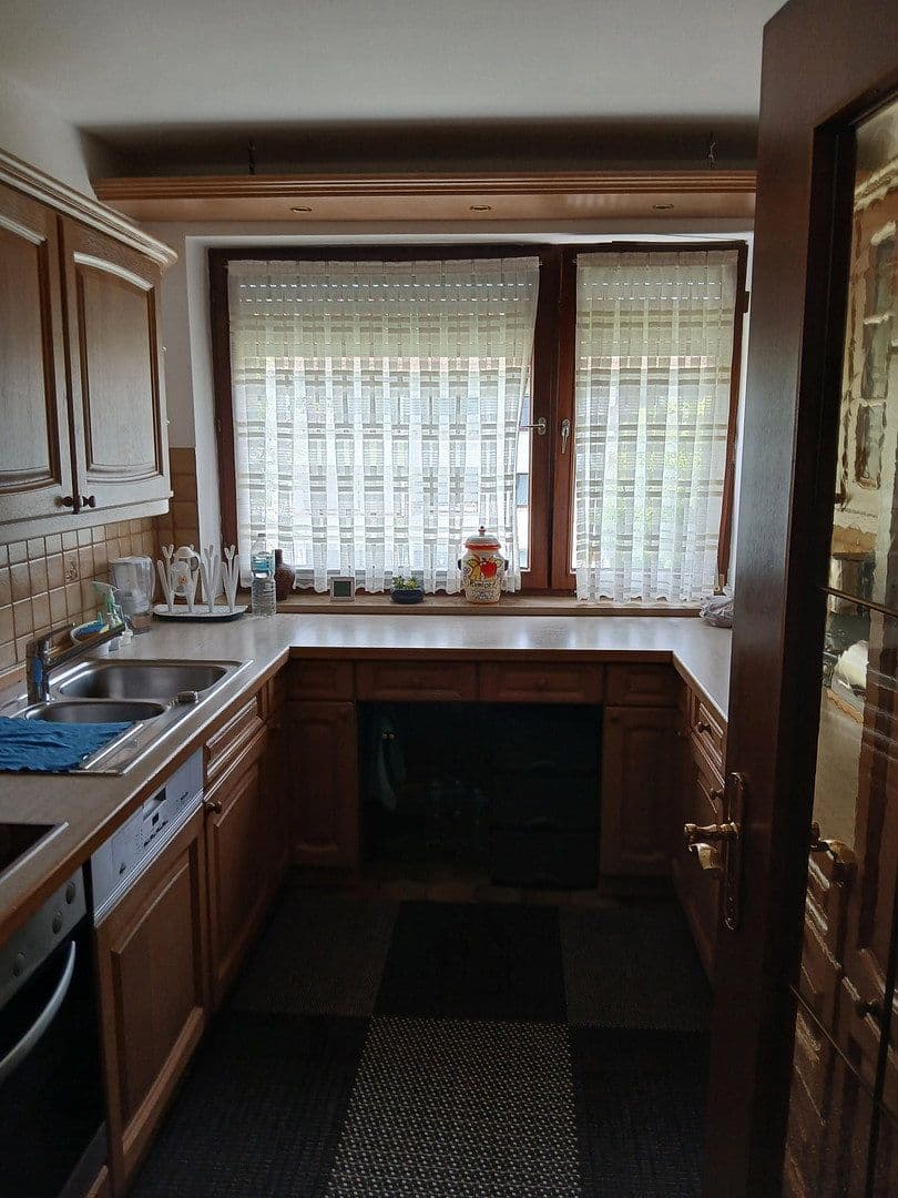 Predaj bytu 3-izbový 85 m², Lindenstraße 20, Holzkirchen, Bavorsko Predaj bytu 3-izbový 85 m², Lindenstraße 20, Holzkirchen, Bavorsko