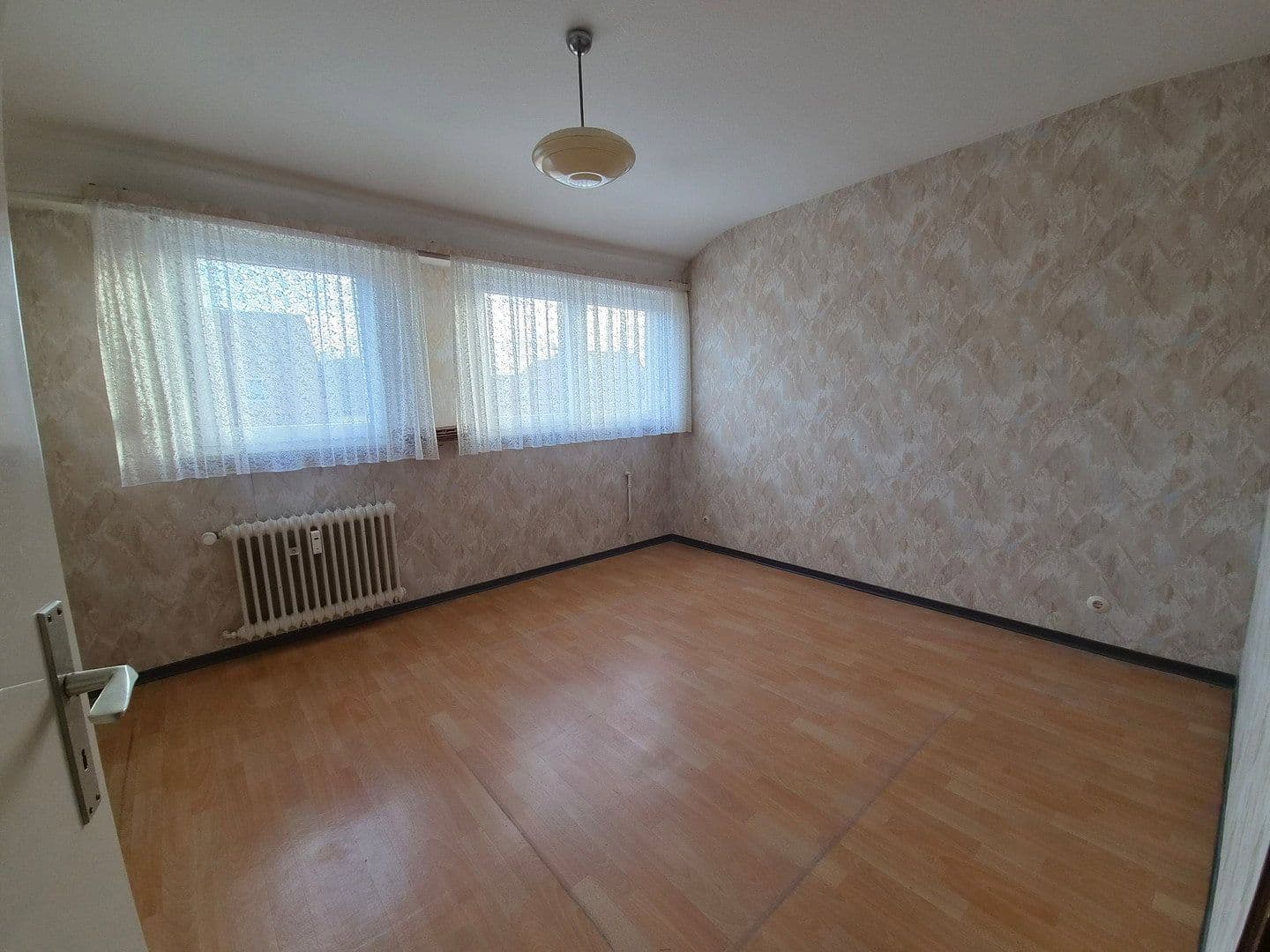Predaj bytu 2-izbový 54 m², Stuttgart, Bádensko-Wurttembersko Predaj bytu 2-izbový 54 m², Stuttgart, Bádensko-Wurttembersko
