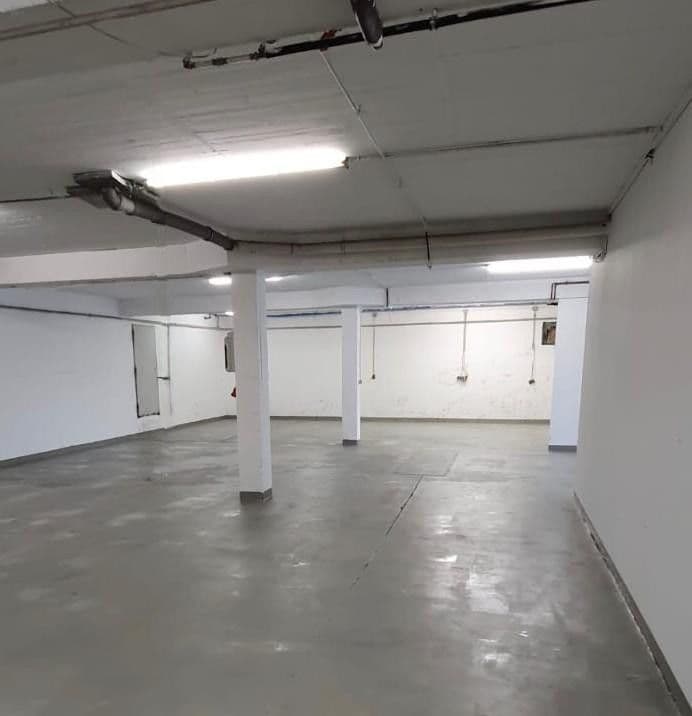Prenájom nebytového priestoru 192 m², Heiligenhaus, Severné Porýnie - Westfálsko Prenájom nebytového priestoru 192 m², Heiligenhaus, Severné Porýnie - Westfálsko