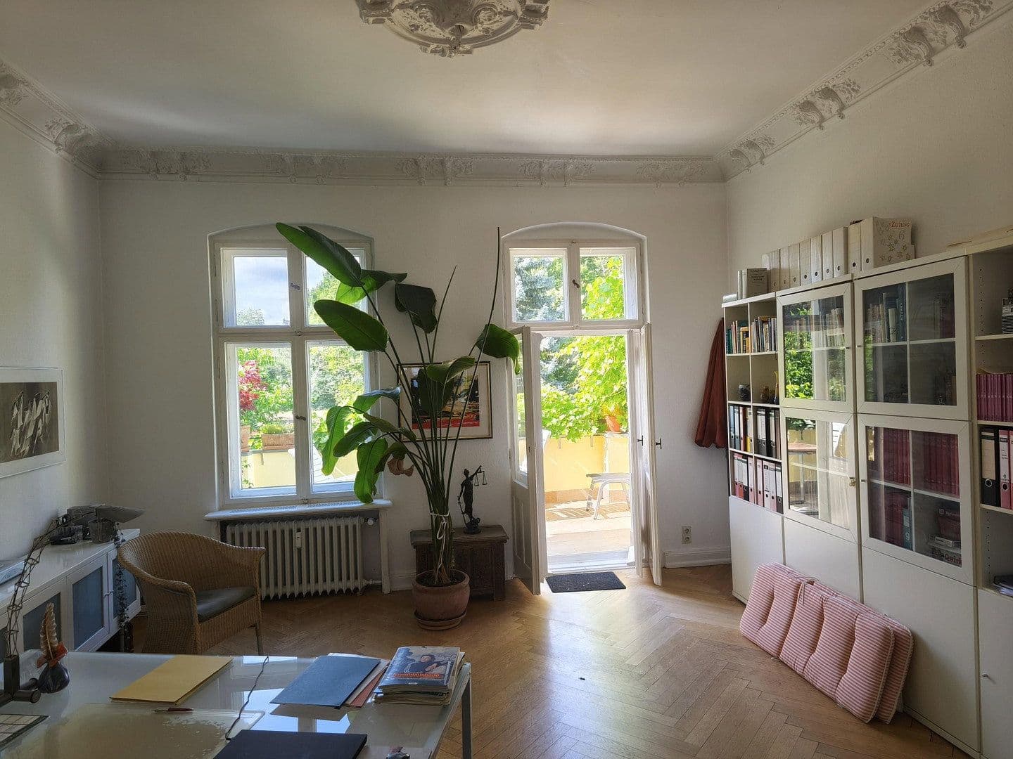 Prenájom bytu 5-izbový 185 m², Bäkestr. 11, Berlin, Berlín Prenájom bytu 5-izbový 185 m², Bäkestr. 11, Berlin, Berlín