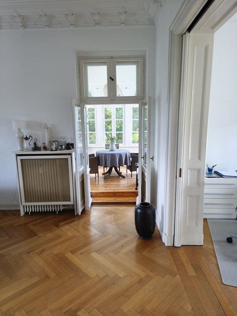 Prenájom bytu 5-izbový 185 m², Bäkestr. 11, Berlin, Berlín Prenájom bytu 5-izbový 185 m², Bäkestr. 11, Berlin, Berlín