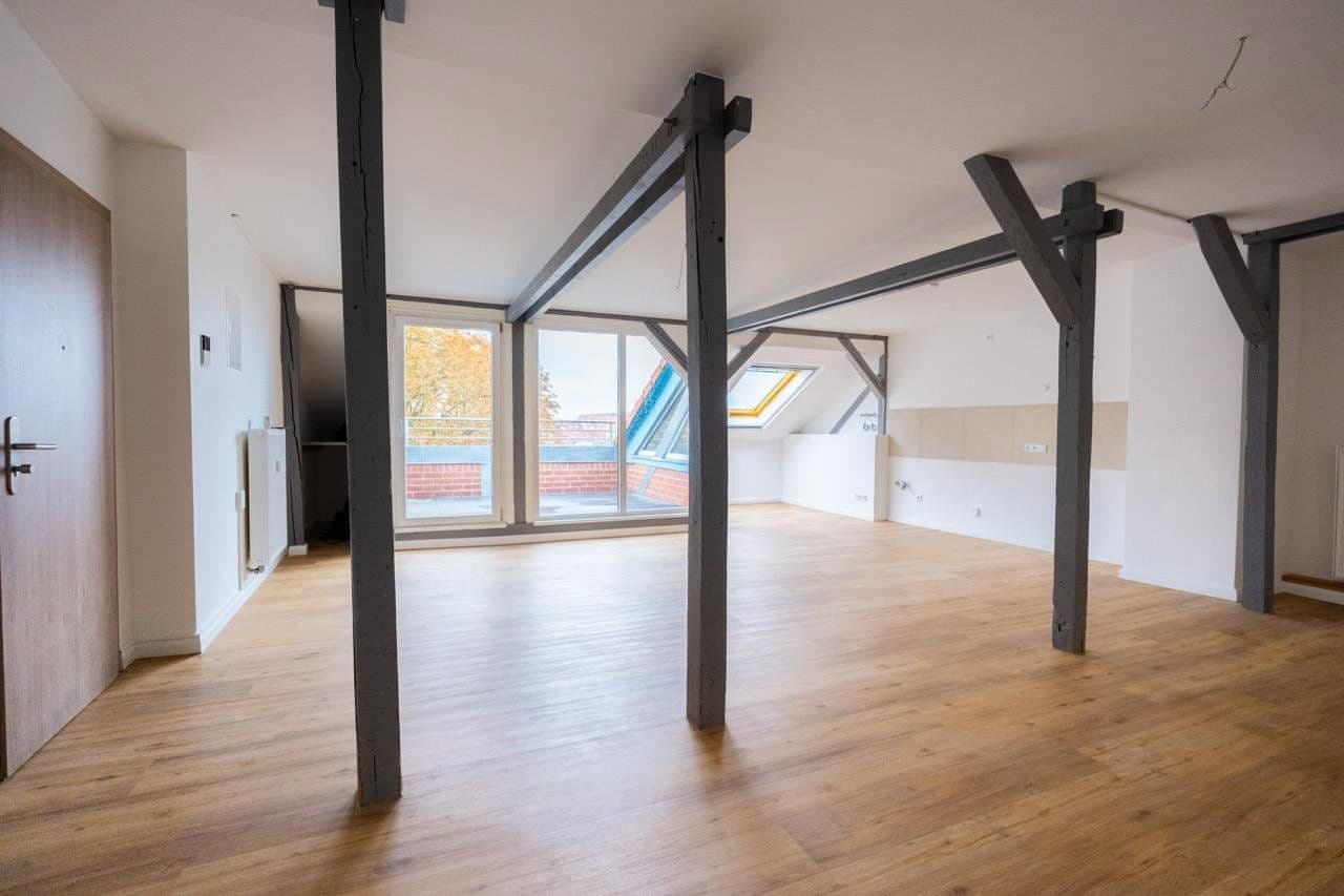 Predaj bytu 4-izbový 94 m², Lößnigerstraße 50, Leipzig, Sasko Predaj bytu 4-izbový 94 m², Lößnigerstraße 50, Leipzig, Sasko
