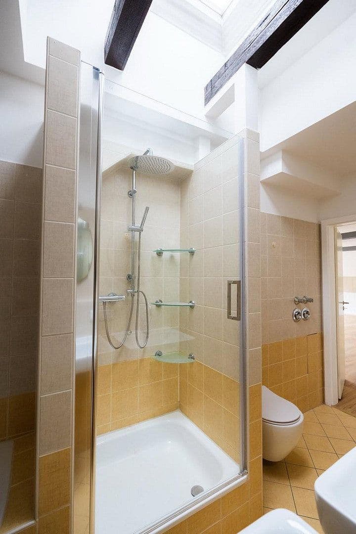 Predaj bytu 4-izbový 94 m², Lößnigerstraße 50, Leipzig, Sasko Predaj bytu 4-izbový 94 m², Lößnigerstraße 50, Leipzig, Sasko