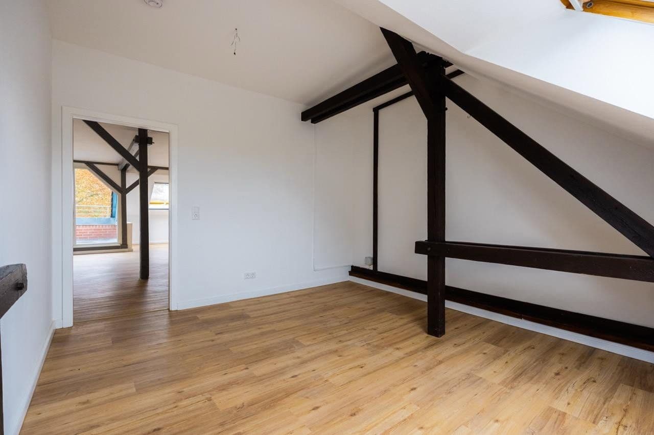 Predaj bytu 4-izbový 94 m², Lößnigerstraße 50, Leipzig, Sasko Predaj bytu 4-izbový 94 m², Lößnigerstraße 50, Leipzig, Sasko