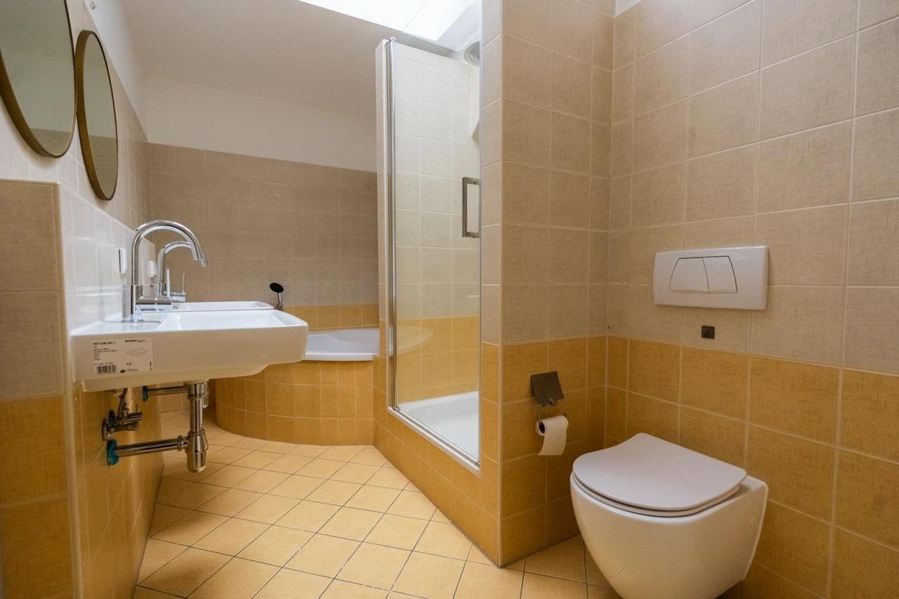 Predaj bytu 4-izbový 94 m², Lößnigerstraße 50, Leipzig, Sasko Predaj bytu 4-izbový 94 m², Lößnigerstraße 50, Leipzig, Sasko