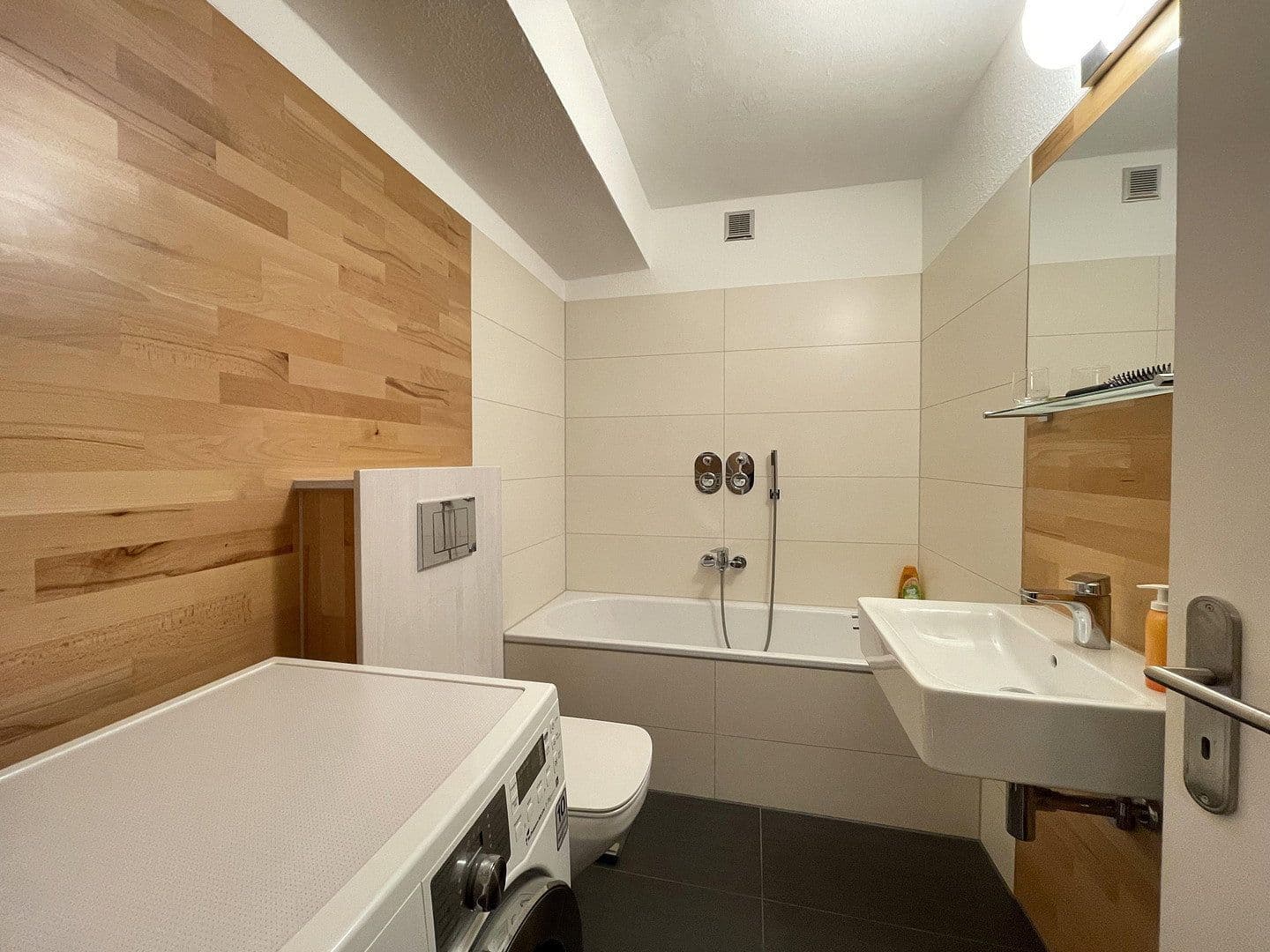 Predaj bytu 1-izbový 39 m², Ricklinger Str. 154, Hannover, Dolné Sasko Predaj bytu 1-izbový 39 m², Ricklinger Str. 154, Hannover, Dolné Sasko