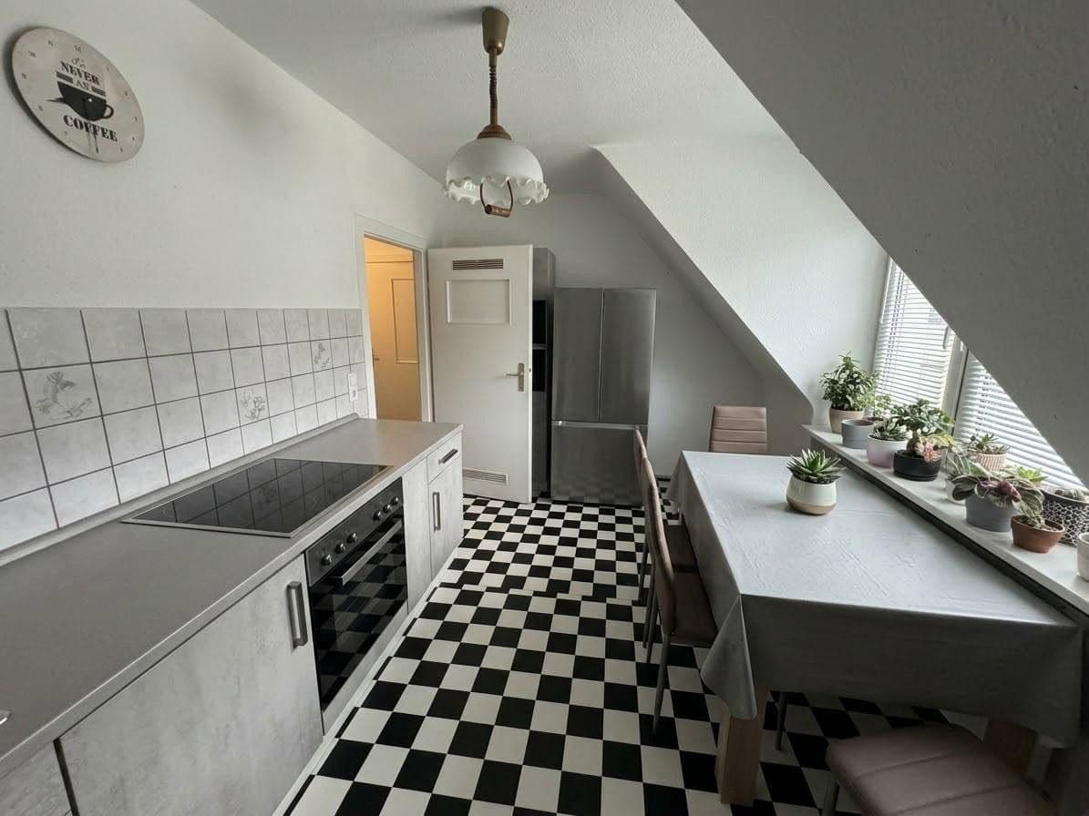 Prenájom bytu 2-izbový 53 m², Wuppertal, Severné Porýnie - Westfálsko Prenájom bytu 2-izbový 53 m², Wuppertal, Severné Porýnie - Westfálsko