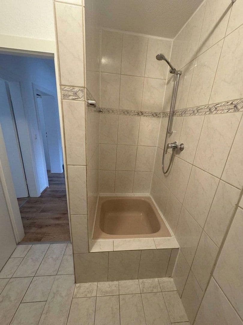 Prenájom bytu 2-izbový 53 m², Wuppertal, Severné Porýnie - Westfálsko Prenájom bytu 2-izbový 53 m², Wuppertal, Severné Porýnie - Westfálsko