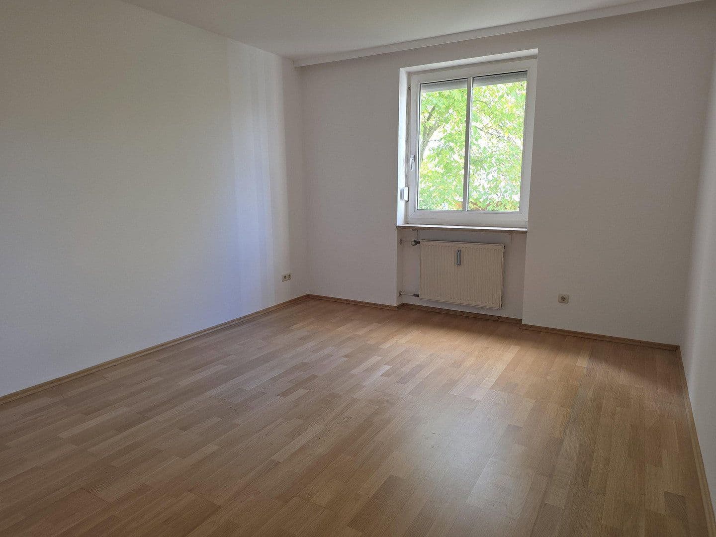 Prenájom bytu 3-izbový 81 m², Landsbergerstraße 37, Germering, Bavorsko Prenájom bytu 3-izbový 81 m², Landsbergerstraße 37, Germering, Bavorsko