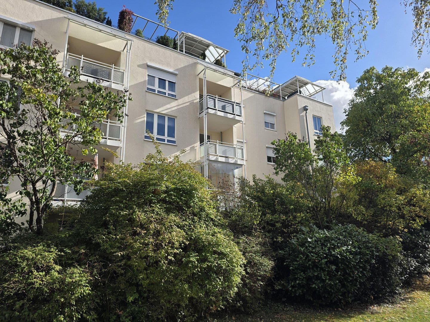 Prenájom bytu 3-izbový 81 m², Landsbergerstraße 37, Germering, Bavorsko Prenájom bytu 3-izbový 81 m², Landsbergerstraße 37, Germering, Bavorsko