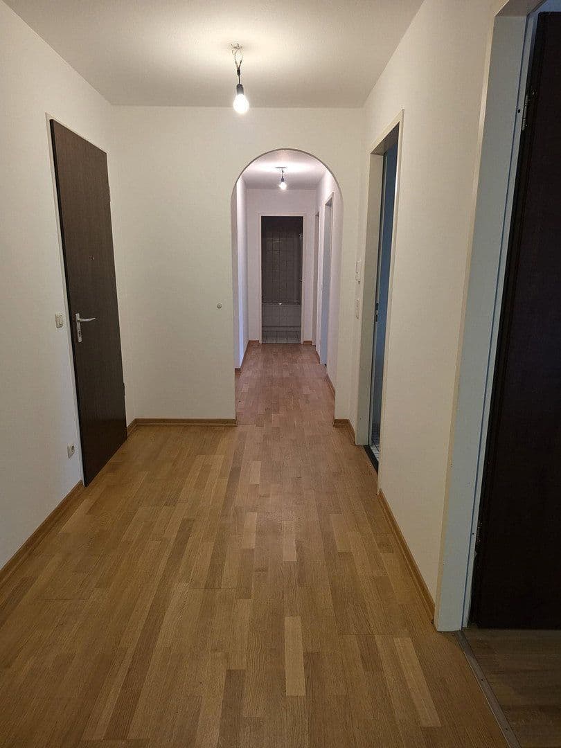 Prenájom bytu 3-izbový 81 m², Landsbergerstraße 37, Germering, Bavorsko Prenájom bytu 3-izbový 81 m², Landsbergerstraße 37, Germering, Bavorsko