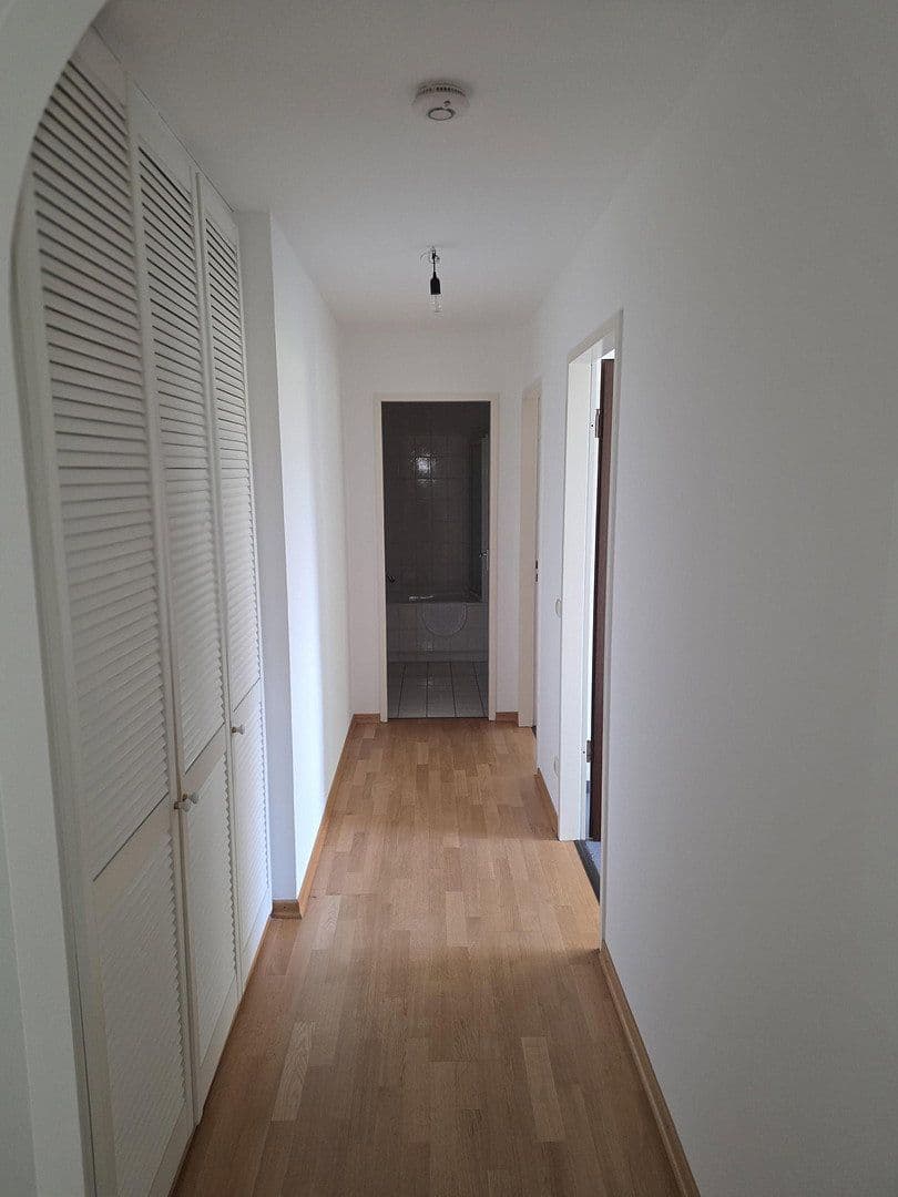 Prenájom bytu 3-izbový 81 m², Landsbergerstraße 37, Germering, Bavorsko Prenájom bytu 3-izbový 81 m², Landsbergerstraße 37, Germering, Bavorsko