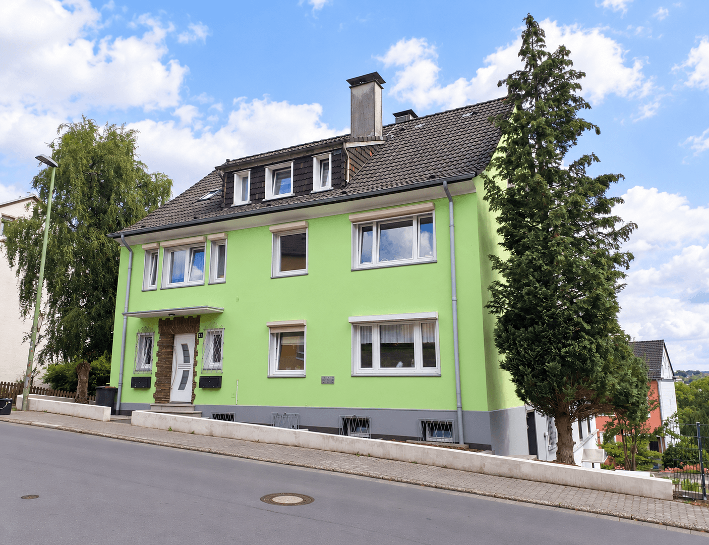 Prenájom bytu 3-izbový 87 m², Schützenstrasse 22, Lüdenscheid, Severné Porýnie - Westfálsko Prenájom bytu 3-izbový 87 m², Schützenstrasse 22, Lüdenscheid, Severné Porýnie - Westfálsko