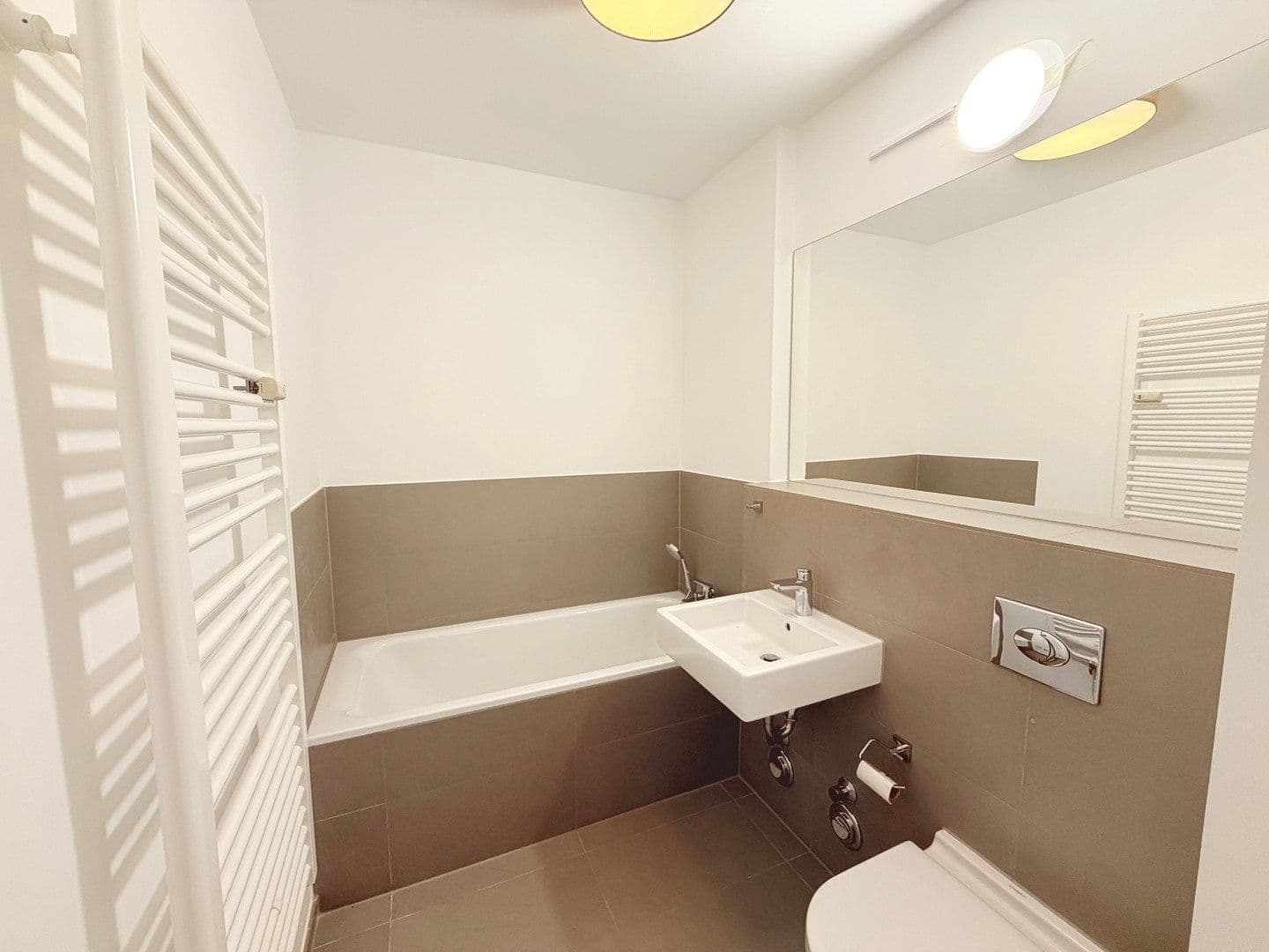 Predaj bytu 3-izbový 98 m², Steglitzer Damm 24, Berlin, Berlín Predaj bytu 3-izbový 98 m², Steglitzer Damm 24, Berlin, Berlín