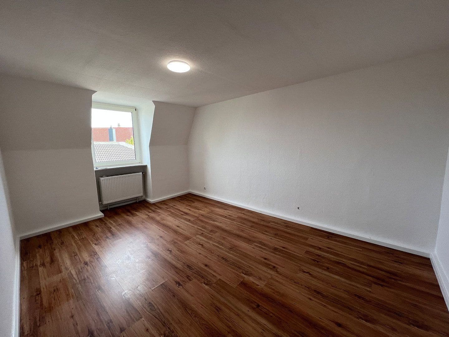 Prenájom bytu 2-izbový 63 m², Hüttenstr. 7, Hattingen, Severné Porýnie - Westfálsko Prenájom bytu 2-izbový 63 m², Hüttenstr. 7, Hattingen, Severné Porýnie - Westfálsko