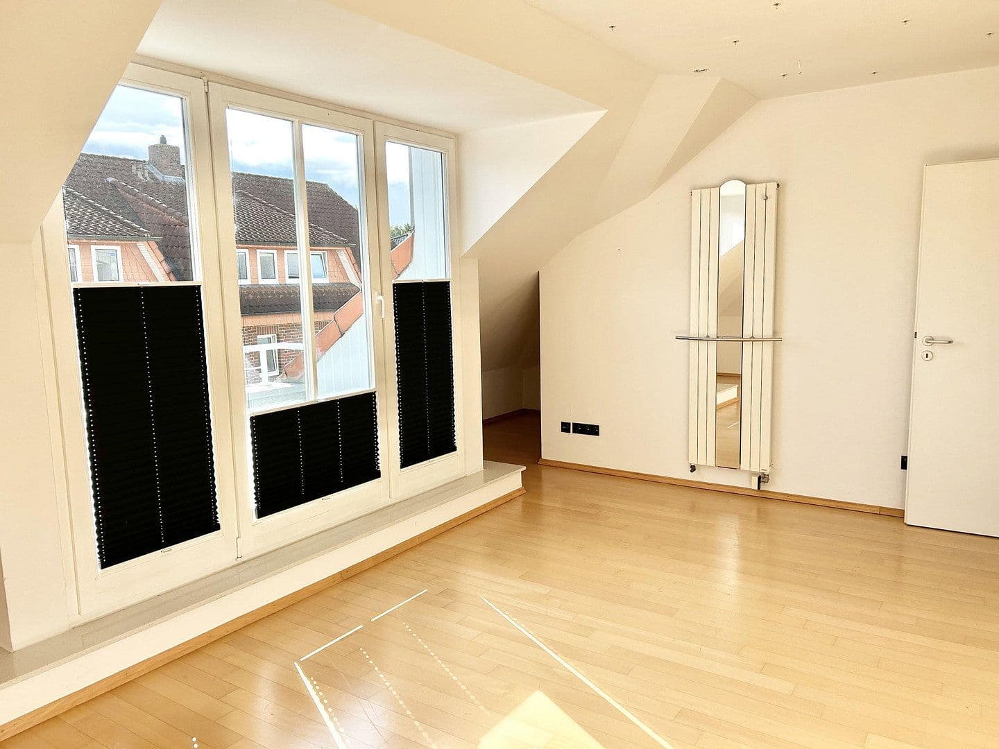 Prenájom bytu 3-izbový 95 m², Oldenburg, Dolné Sasko Prenájom bytu 3-izbový 95 m², Oldenburg, Dolné Sasko
