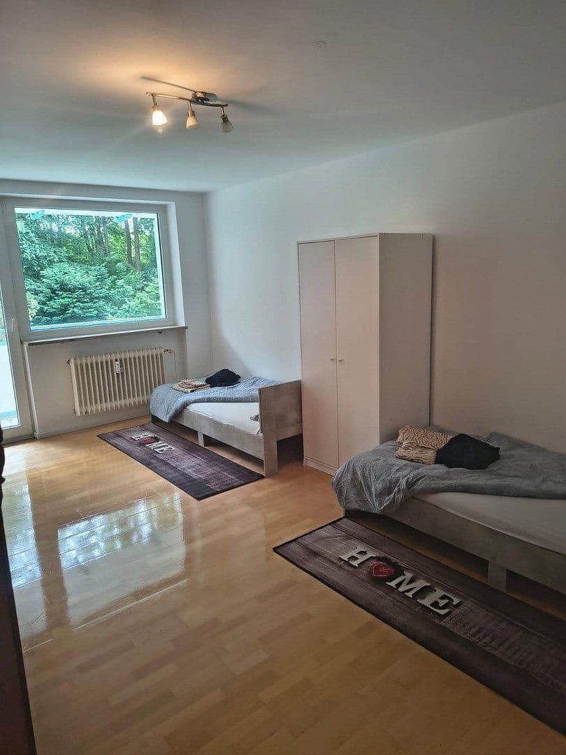 Prenájom bytu 3-izbový 80 m², Karl-Marx-Ring 92, München-Ramersdorf, Bavorsko Prenájom bytu 3-izbový 80 m², Karl-Marx-Ring 92, München-Ramersdorf, Bavorsko