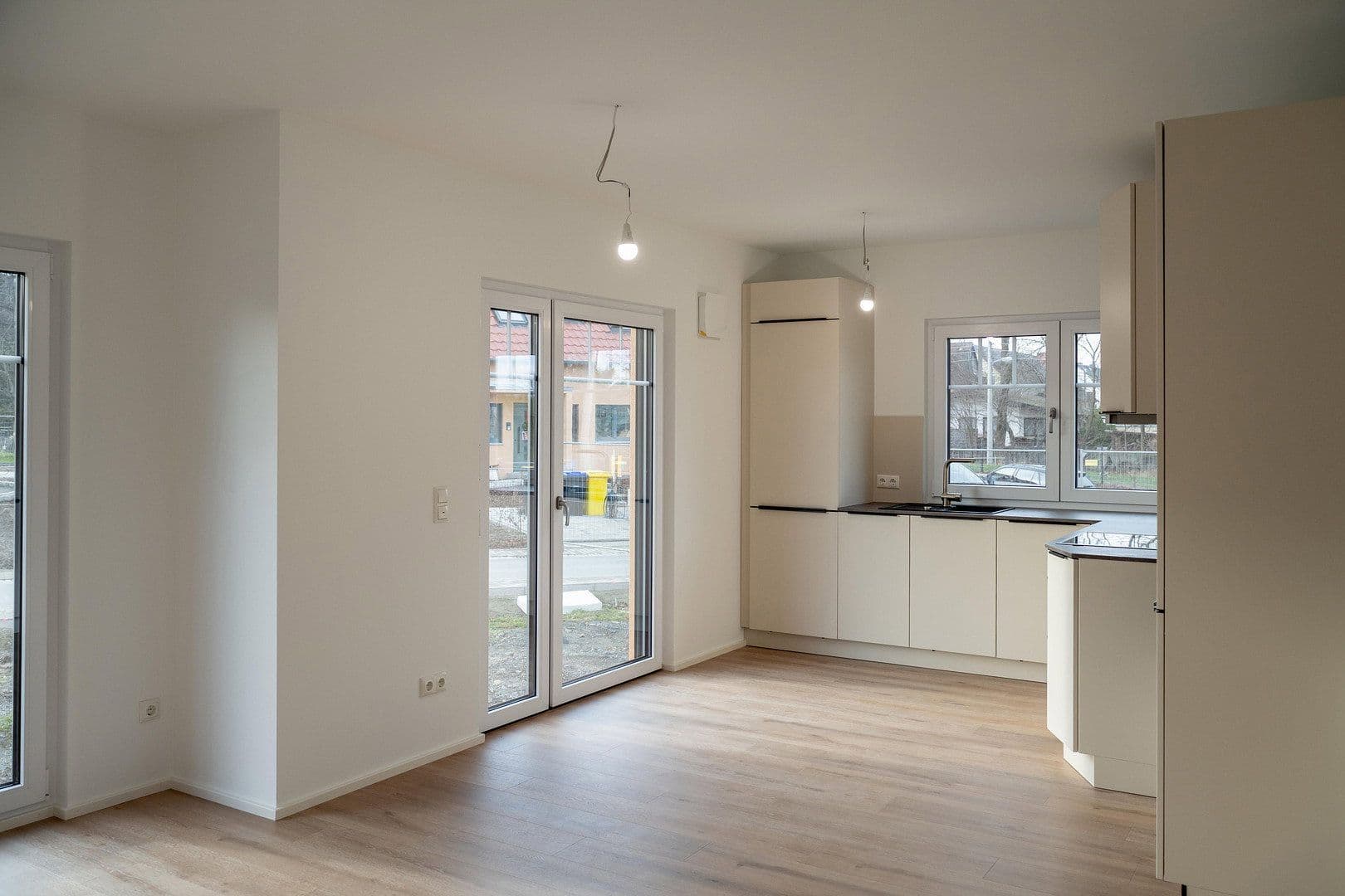 Prenájom bytu 2-izbový 66 m², Brunnenweg 1a, Kamenec, Sasko Prenájom bytu 2-izbový 66 m², Brunnenweg 1a, Kamenec, Sasko