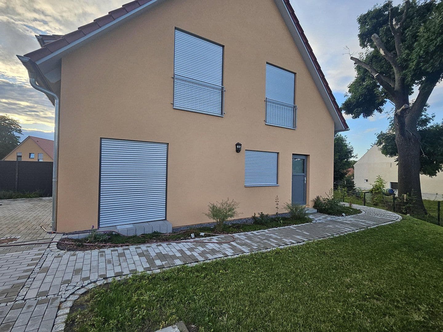 Prenájom bytu 2-izbový 66 m², Brunnenweg 1a, Kamenec, Sasko Prenájom bytu 2-izbový 66 m², Brunnenweg 1a, Kamenec, Sasko