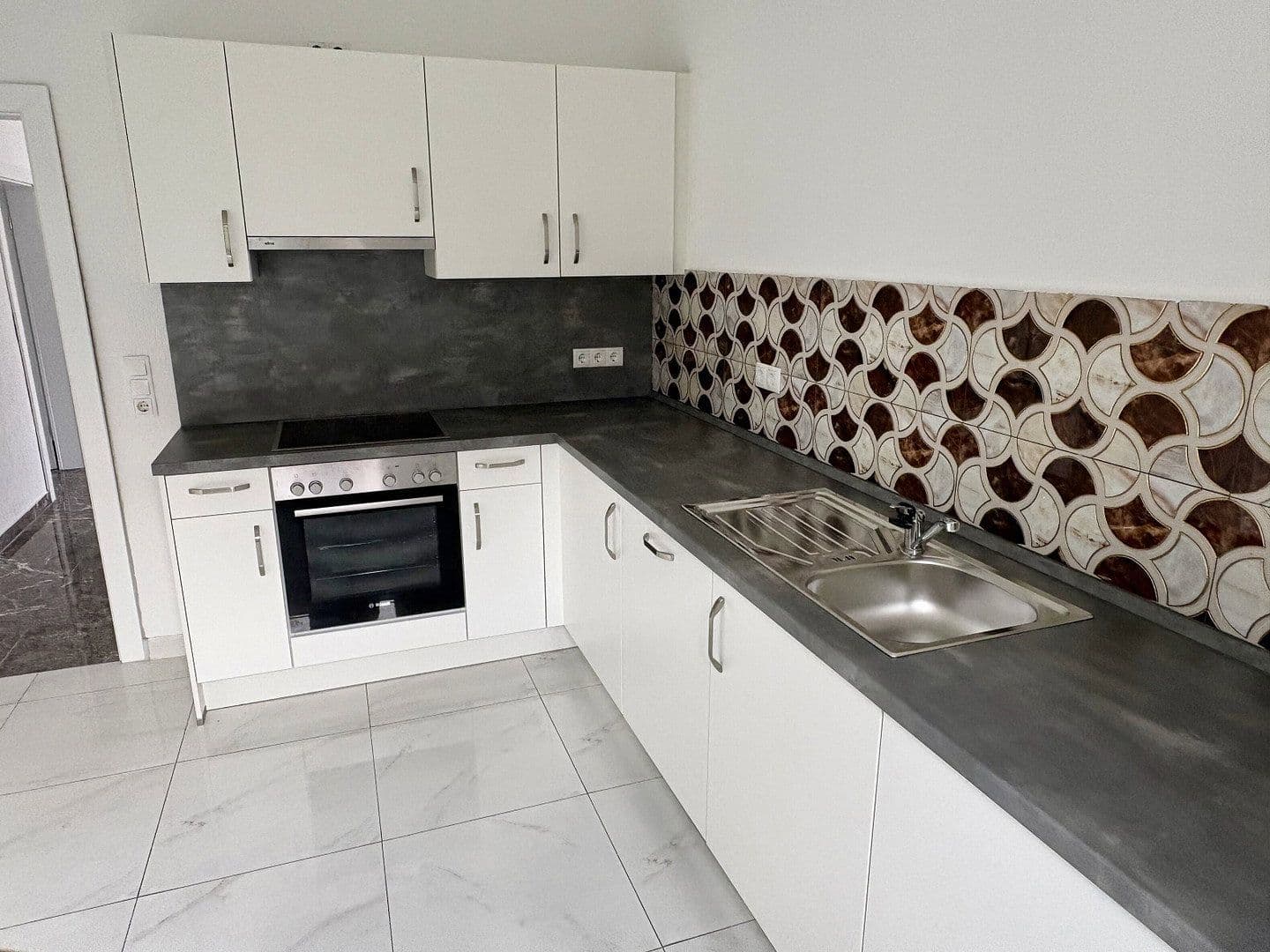 Prenájom bytu 4-izbový 115 m², Sottrum, Dolné Sasko Prenájom bytu 4-izbový 115 m², Sottrum, Dolné Sasko