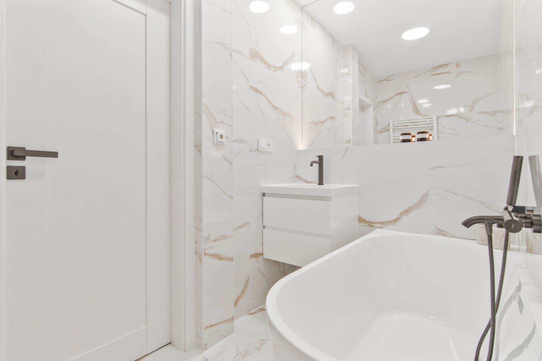 Predaj bytu 3-izbový 60 m², Nad Primaskou, Praha, Praha Predaj bytu 3-izbový 60 m², Nad Primaskou, Praha, Praha