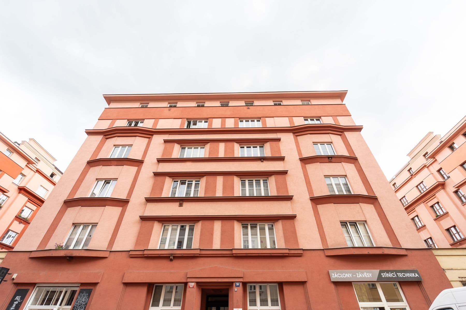 Predaj bytu 2-izbový 61 m², Přístavní, Praha, Praha Predaj bytu 2-izbový 61 m², Přístavní, Praha, Praha