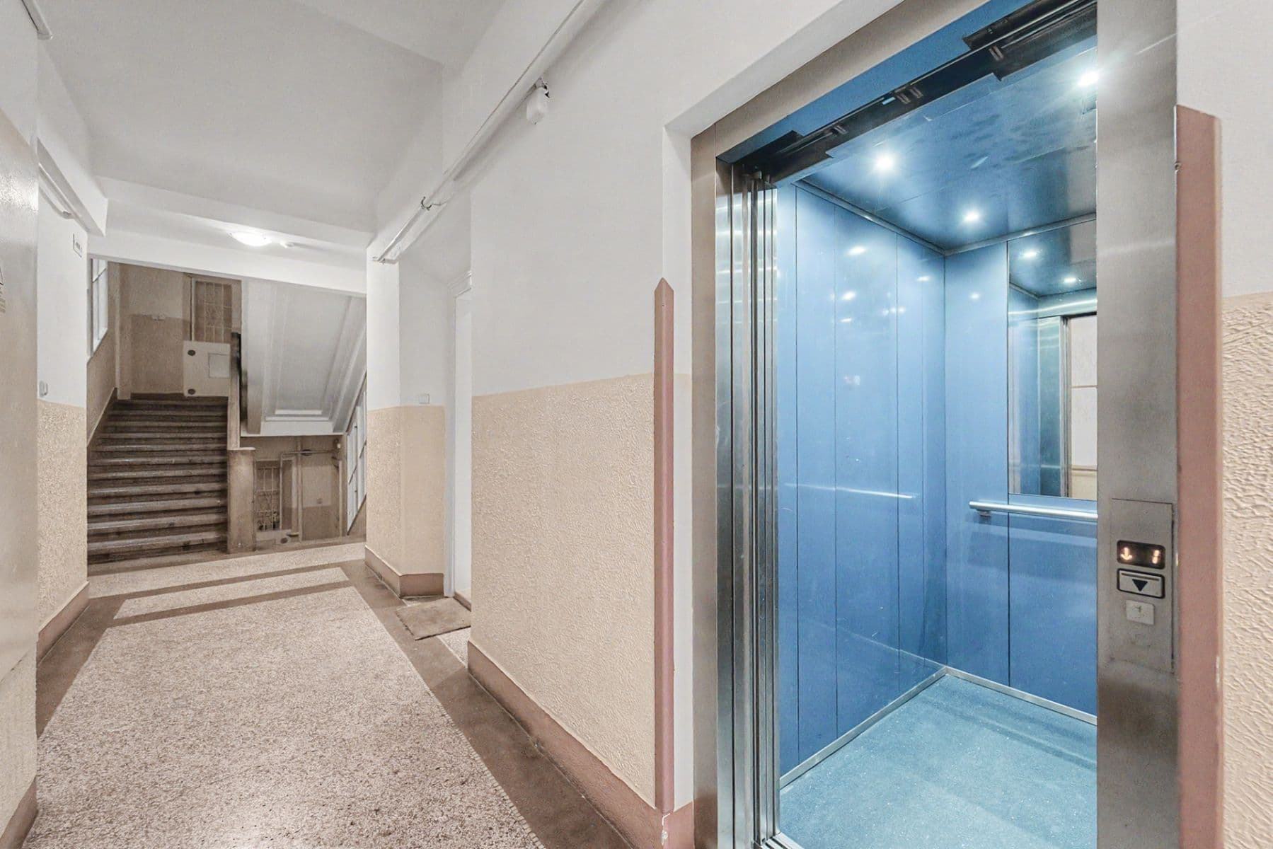 Predaj bytu 2-izbový 61 m², Přístavní, Praha, Praha Predaj bytu 2-izbový 61 m², Přístavní, Praha, Praha