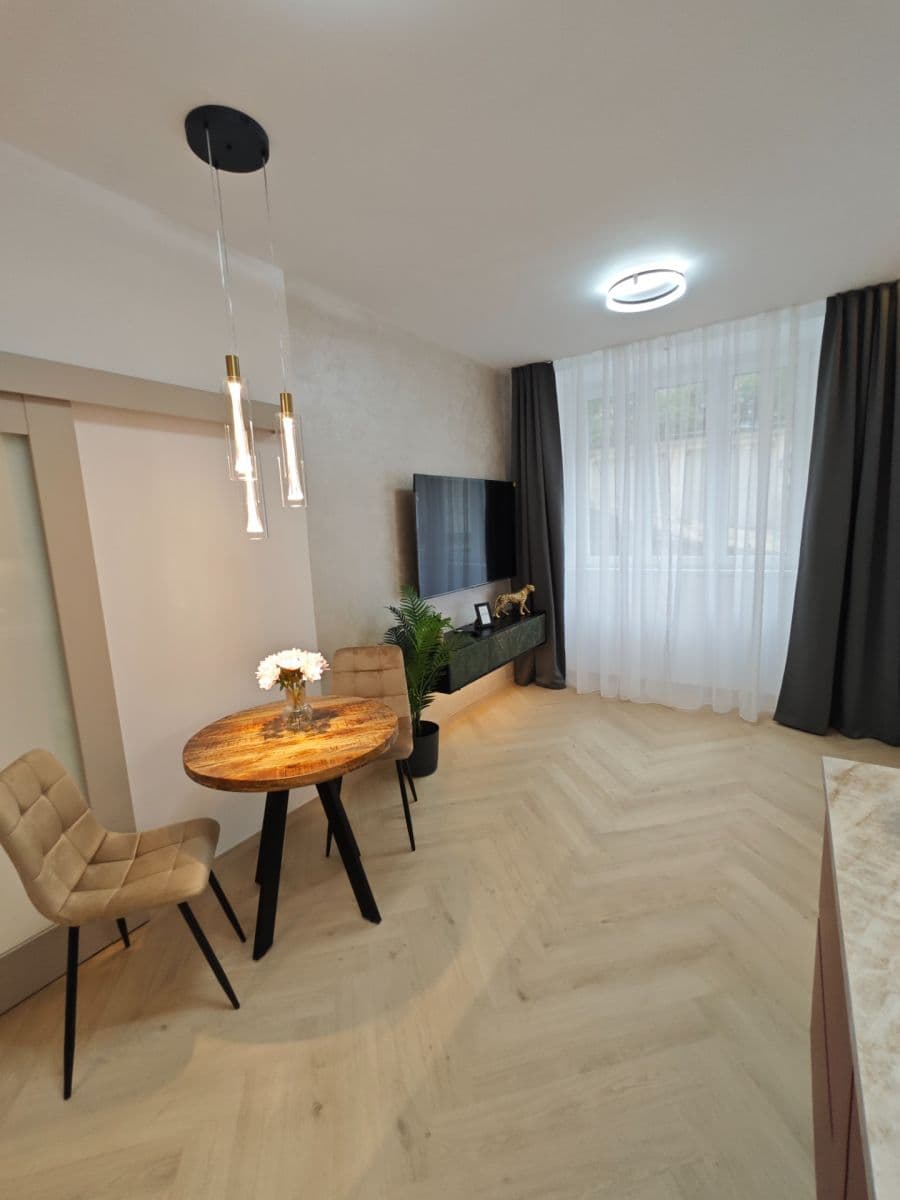 Predaj bytu 3-izbový 53 m², Kafkova, Praha, Praha Predaj bytu 3-izbový 53 m², Kafkova, Praha, Praha