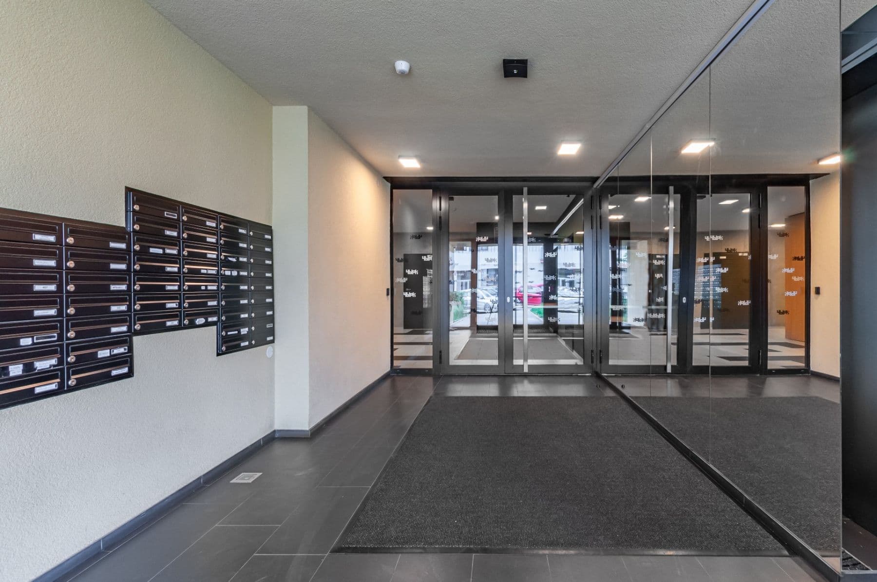 Prenájom bytu 2-izbový 57 m², Archangelská, Praha, Praha Prenájom bytu 2-izbový 57 m², Archangelská, Praha, Praha