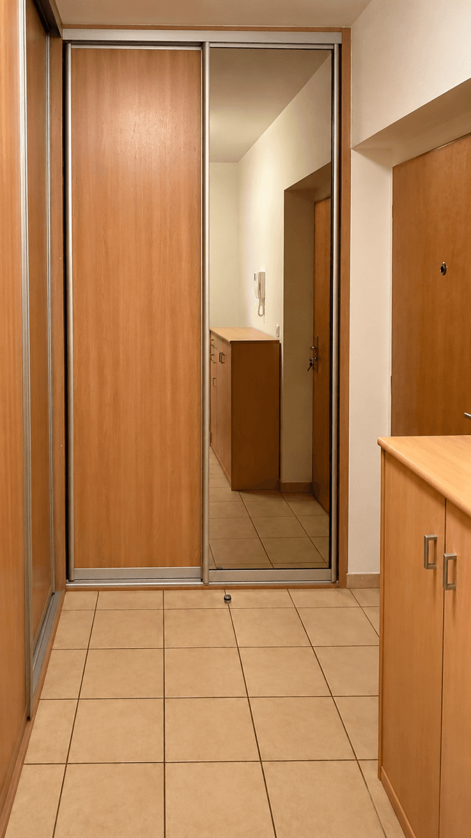 Prenájom bytu 3-izbový 75 m², Lovčenská, Praha, Praha Prenájom bytu 3-izbový 75 m², Lovčenská, Praha, Praha