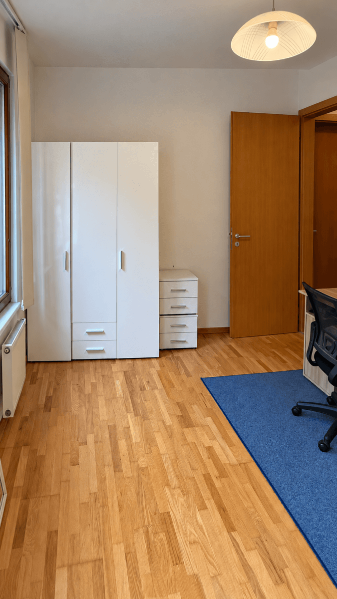 Prenájom bytu 3-izbový 75 m², Lovčenská, Praha, Praha Prenájom bytu 3-izbový 75 m², Lovčenská, Praha, Praha