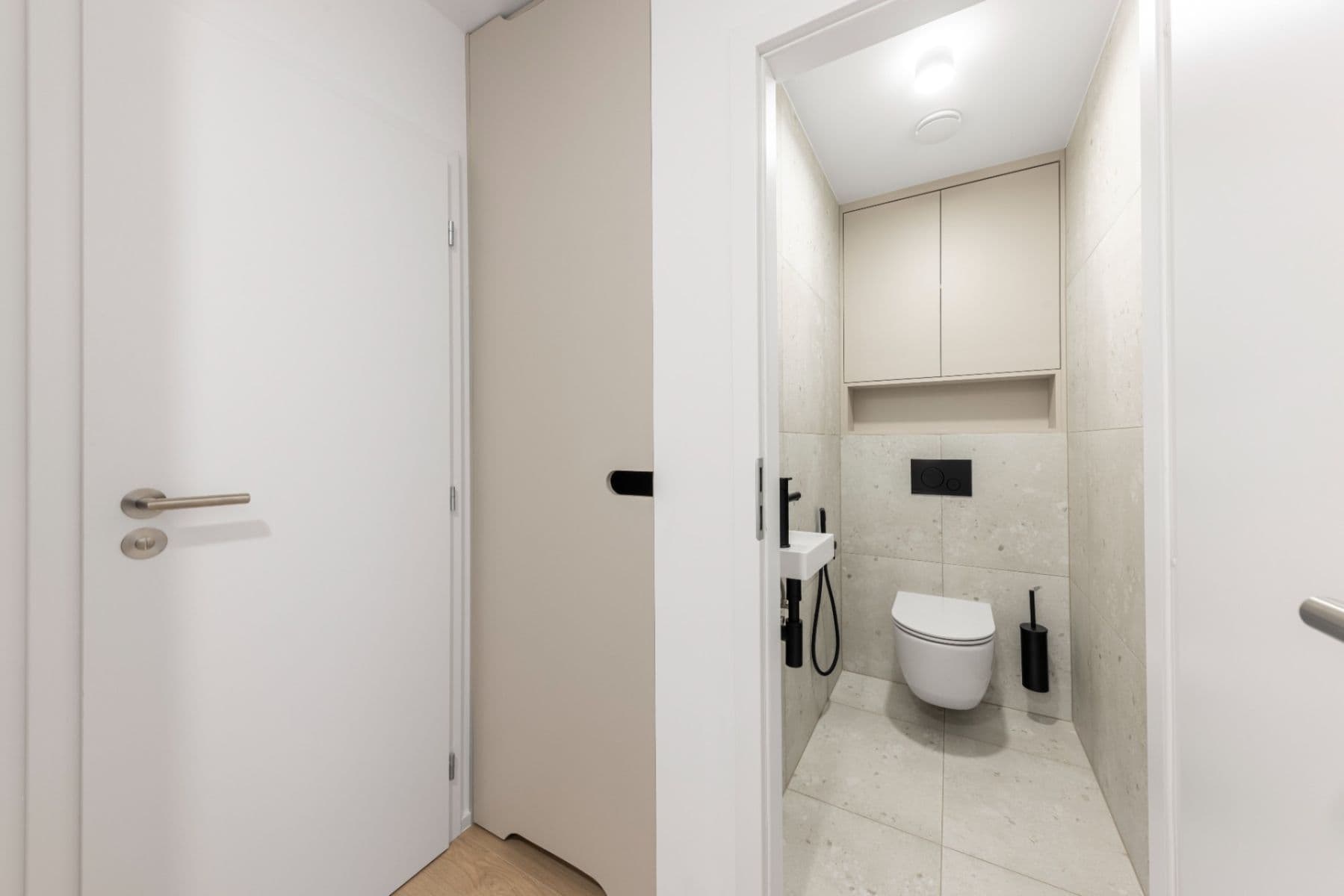 Predaj bytu 4-izbový 71 m², Pod Strání, Praha, Praha Predaj bytu 4-izbový 71 m², Pod Strání, Praha, Praha