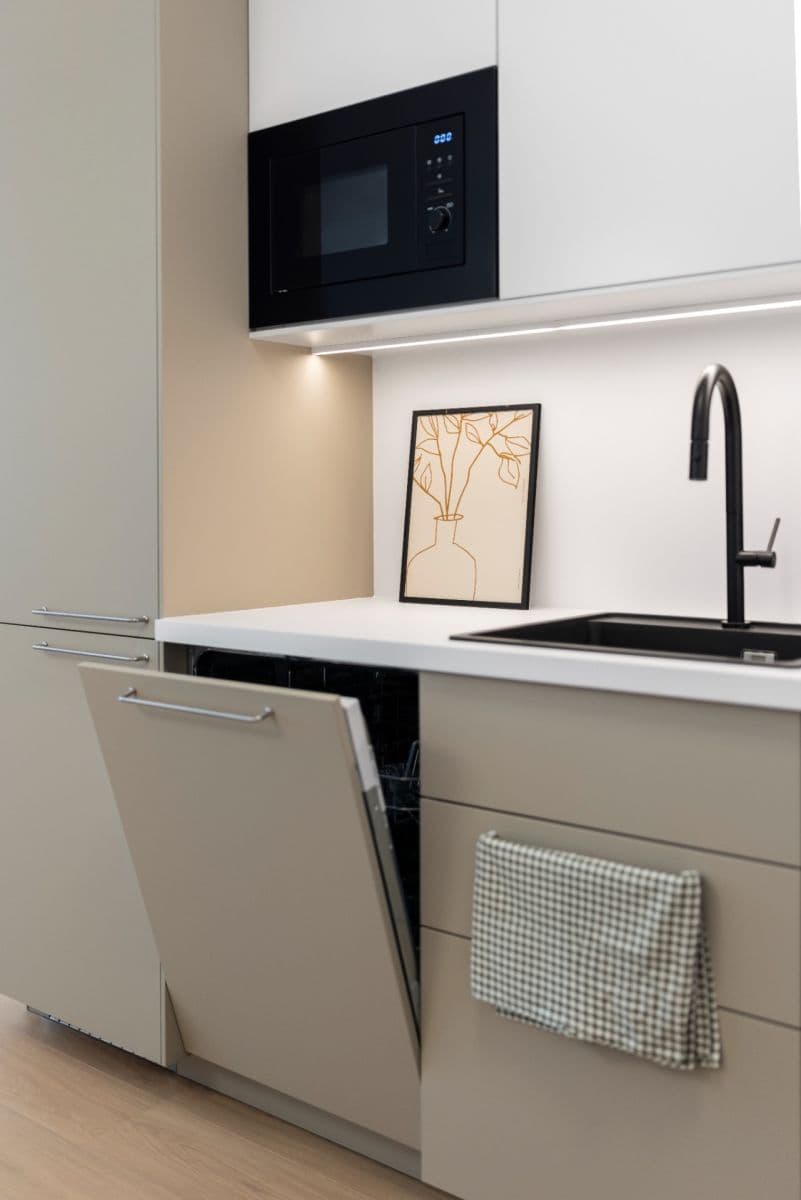 Predaj bytu 4-izbový 71 m², Pod Strání, Praha, Praha Predaj bytu 4-izbový 71 m², Pod Strání, Praha, Praha